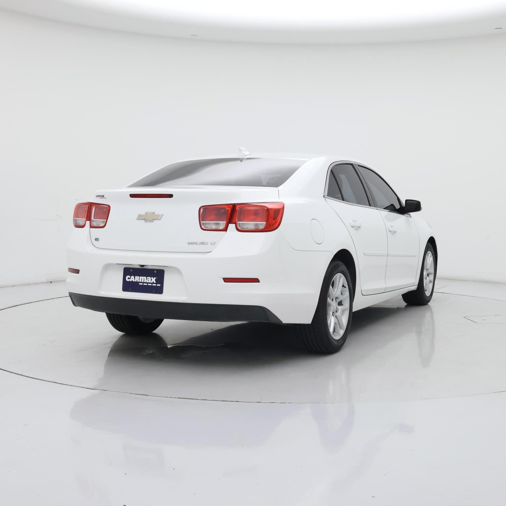 Thumbnail: 2016 Chevrolet Malibu - 8