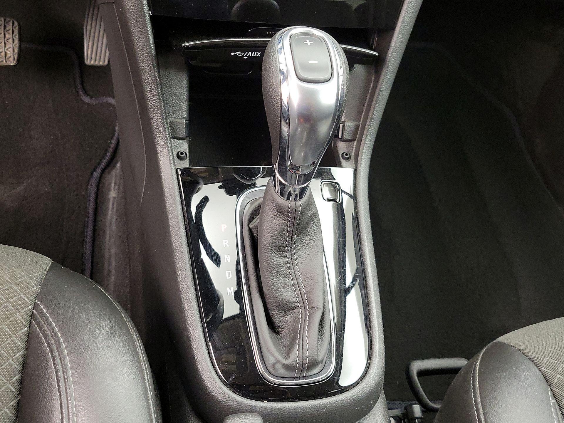 Thumbnail: 2021 Buick Encore - 17