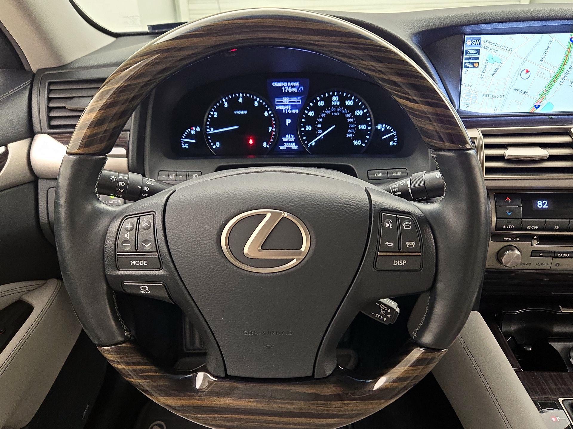 Thumbnail: 2016 Lexus LS - 10