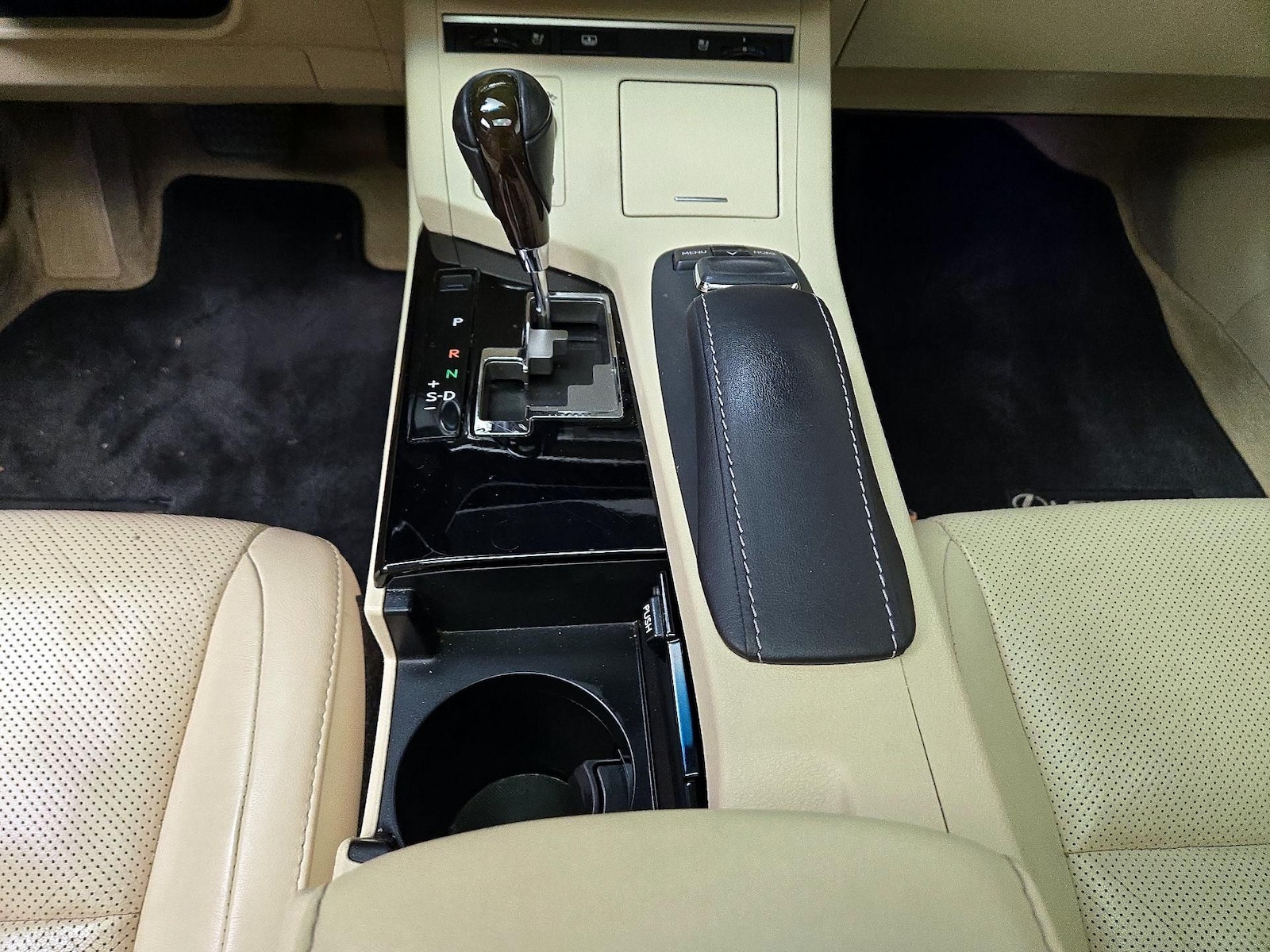 2015 Lexus ES 350 - Photo 19