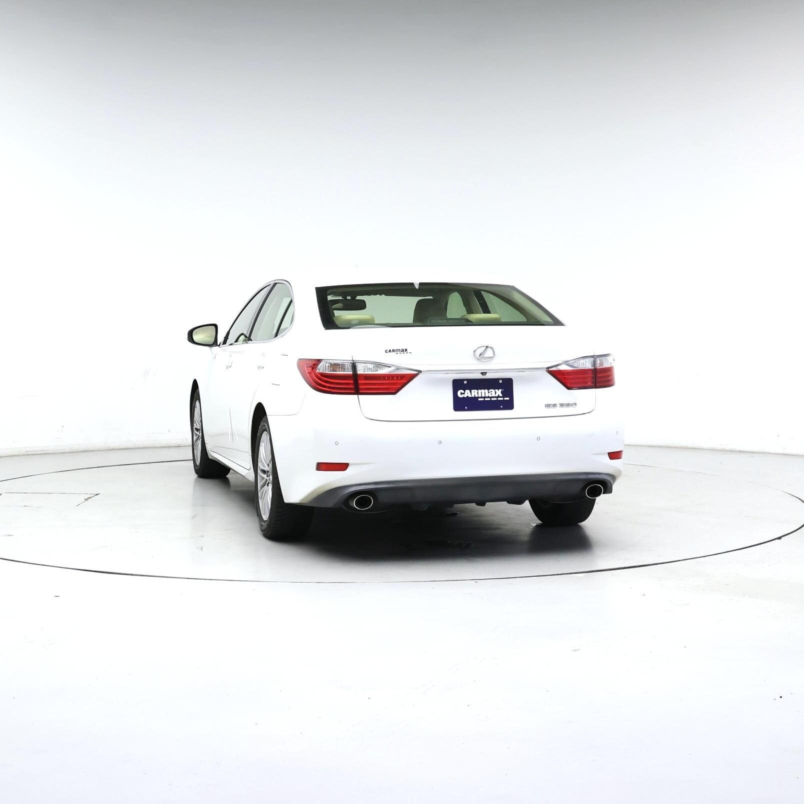 Thumbnail: 2015 Lexus ES - 4