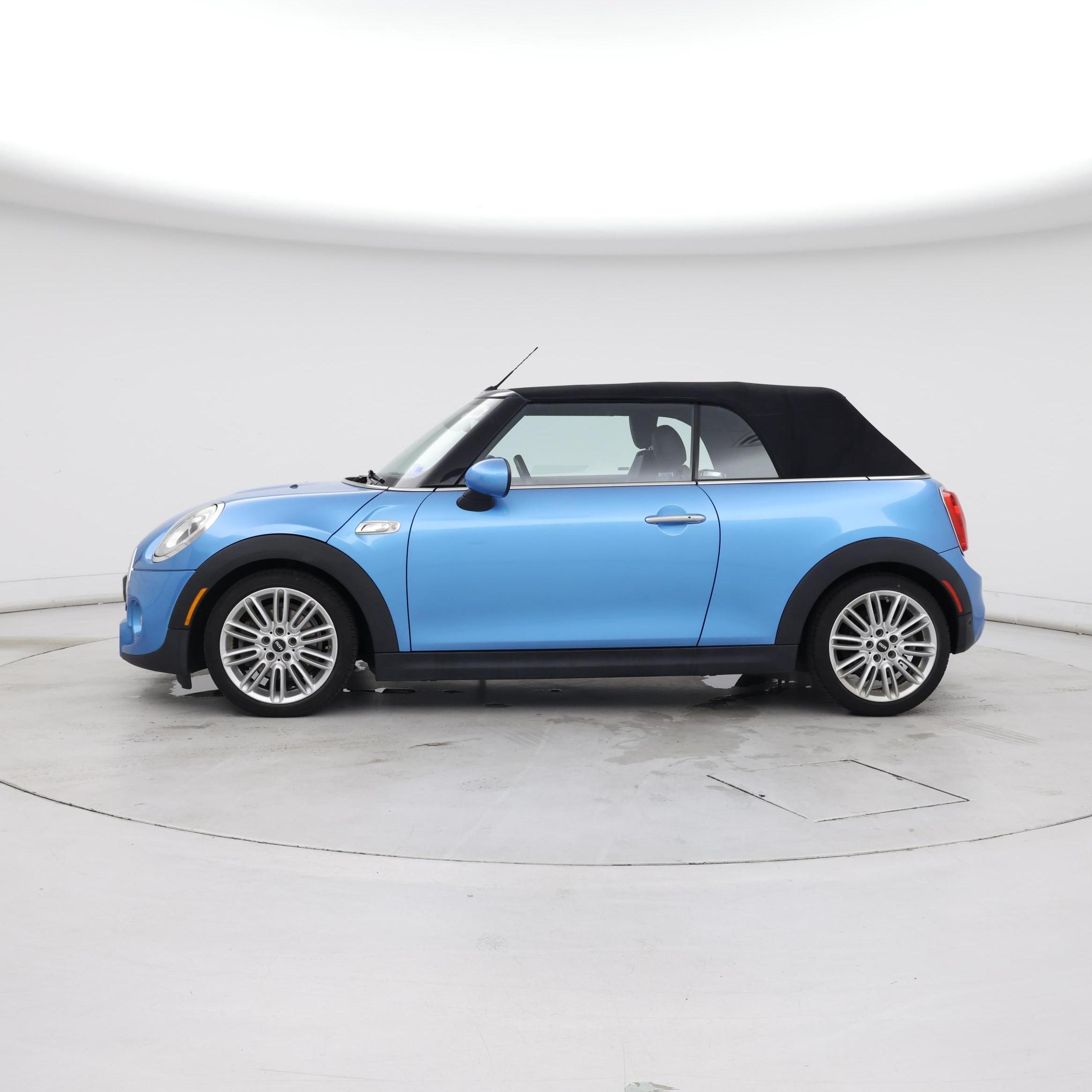 Thumbnail: 2017 MINI Cooper - 3