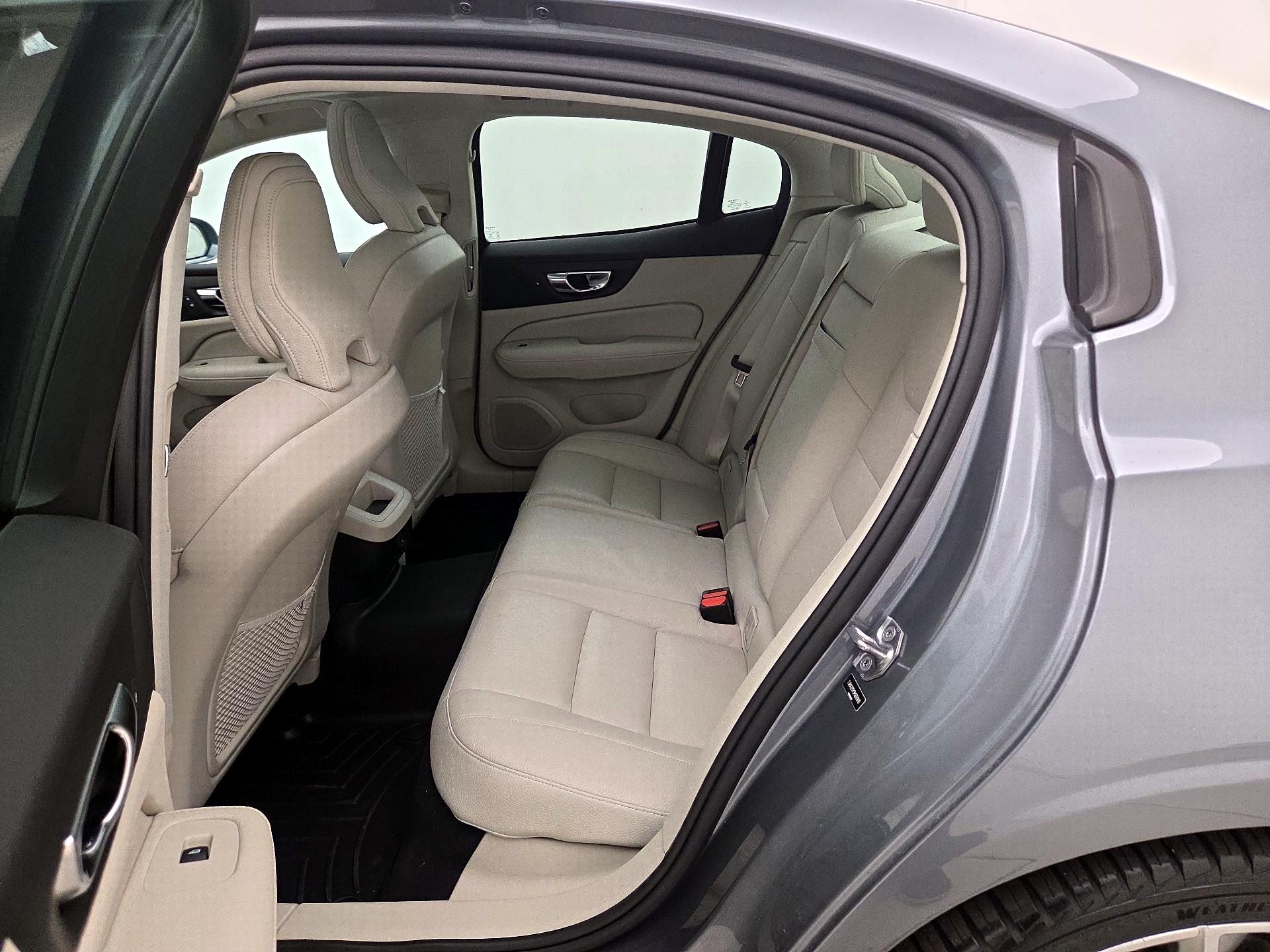 Thumbnail: 2021 Volvo S60 - 18
