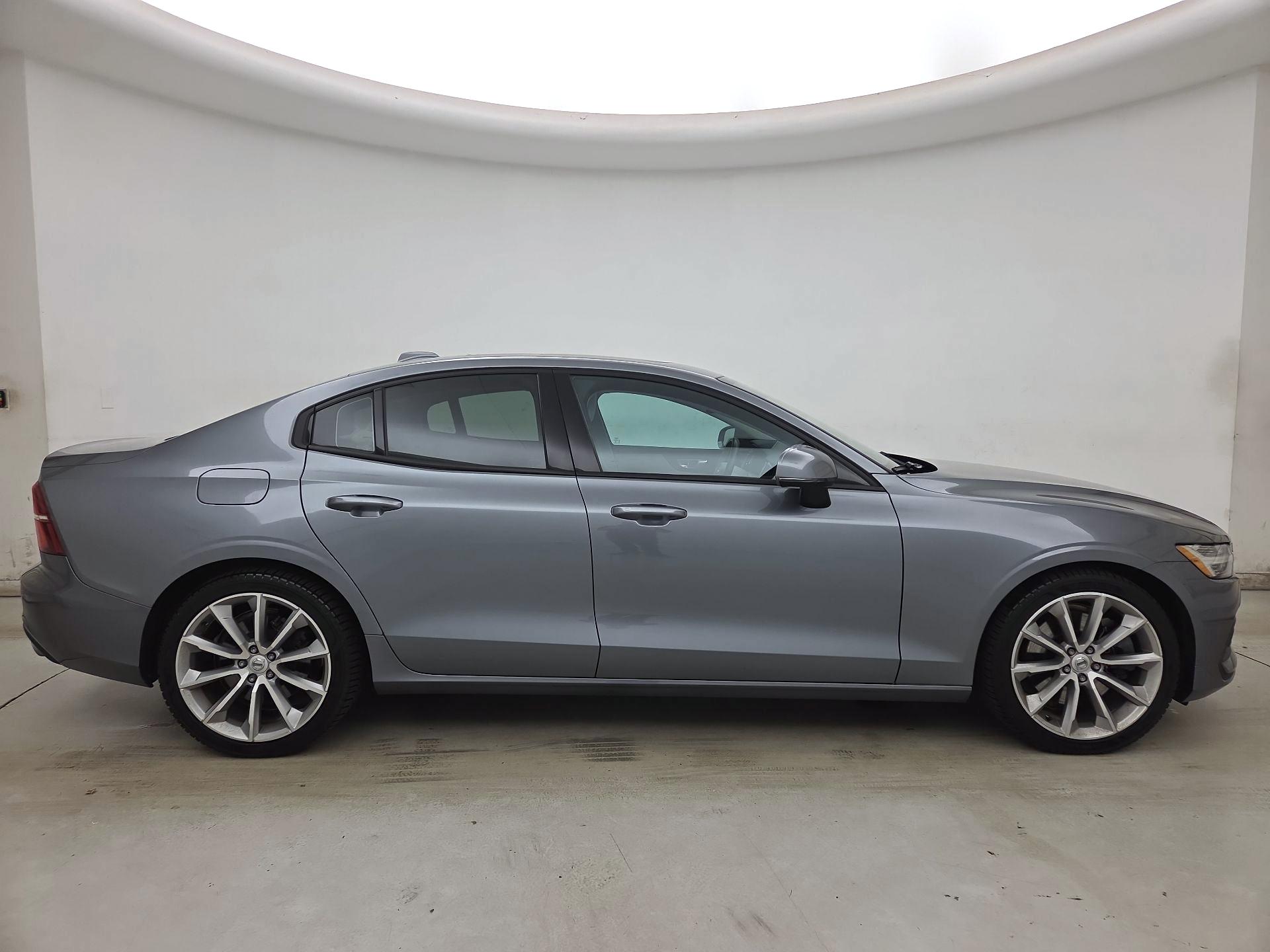 Thumbnail: 2021 Volvo S60 - 4