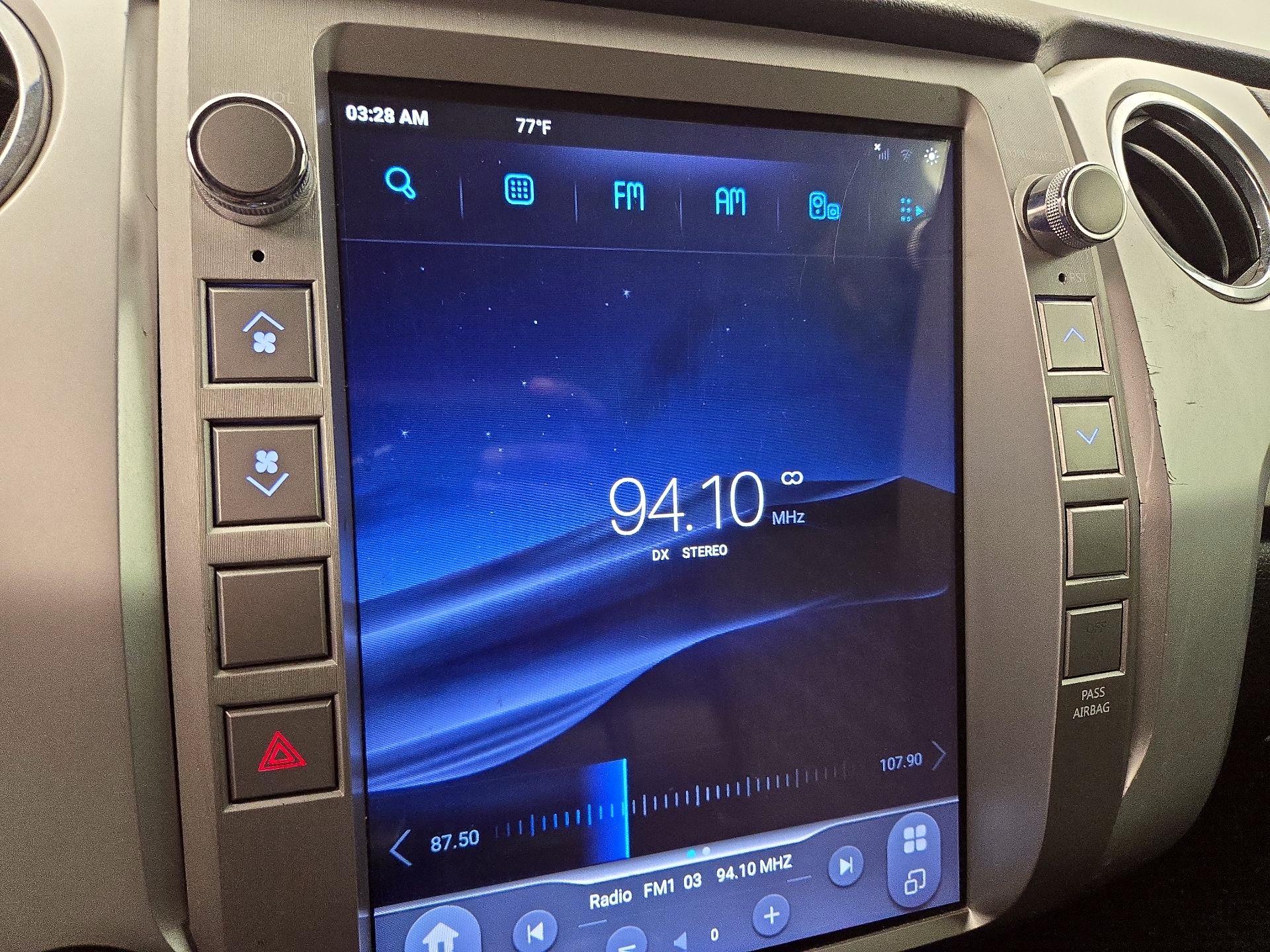 Thumbnail: 2019 Toyota Tundra - 16