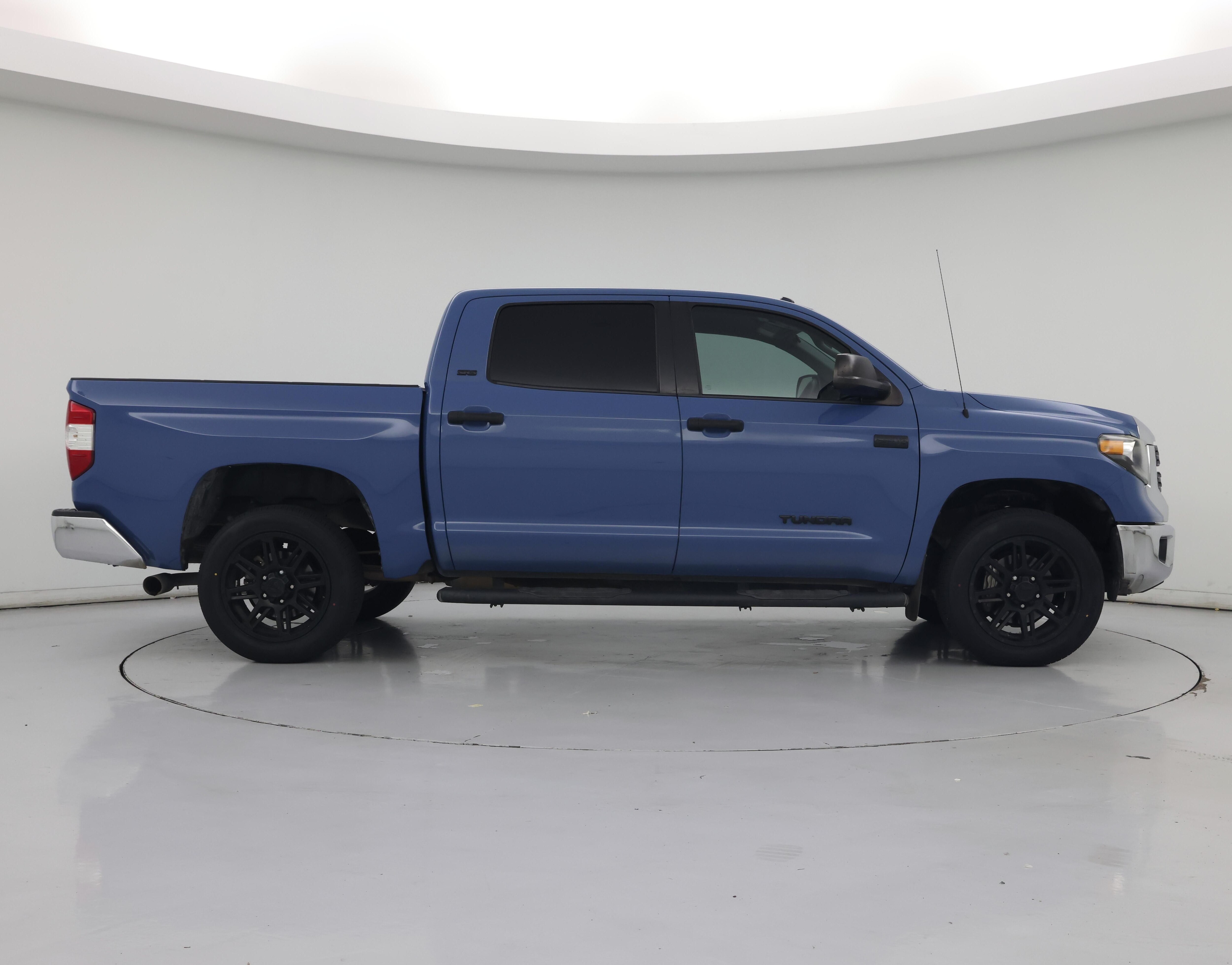 Thumbnail: 2019 Toyota Tundra - 7