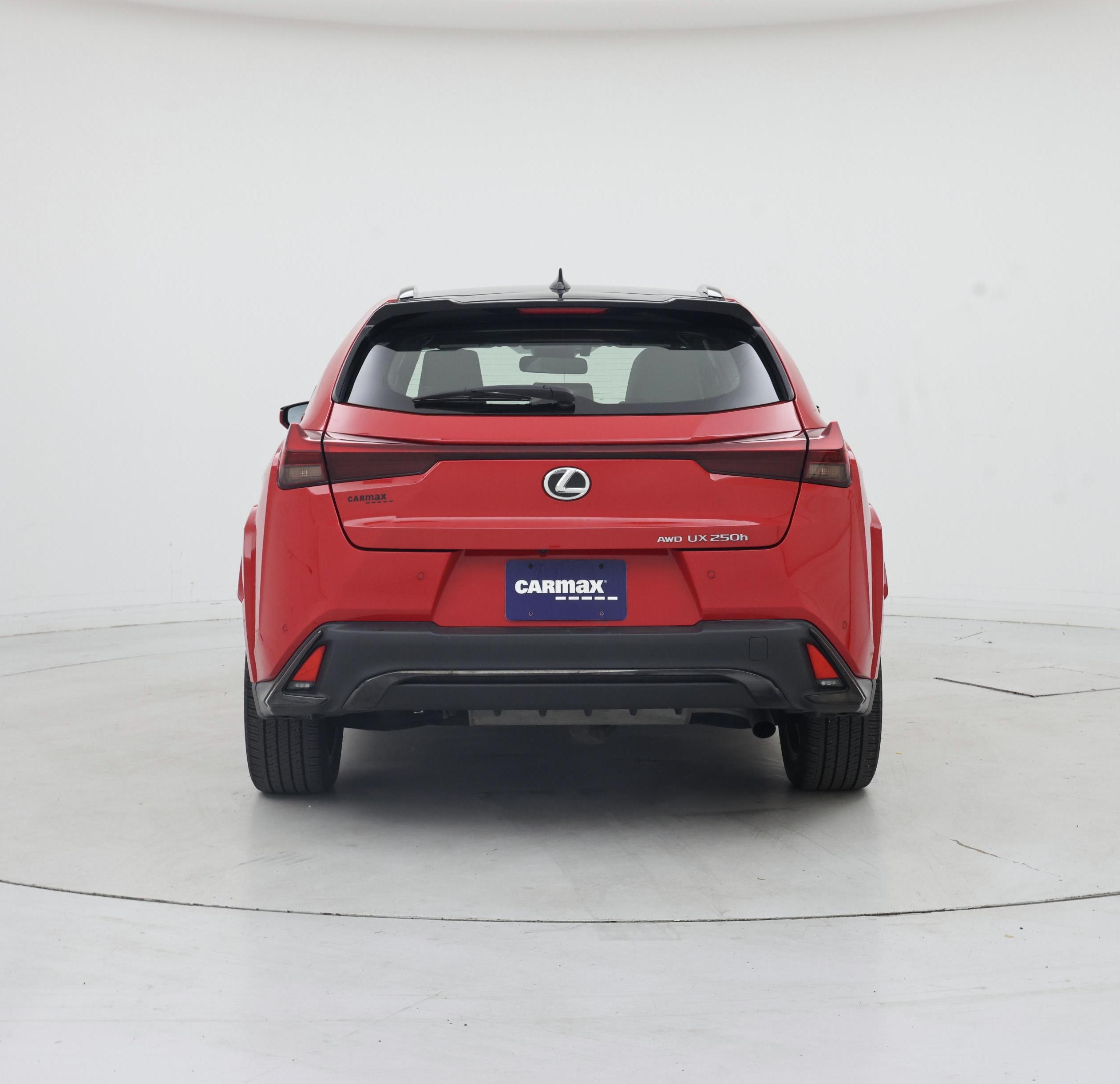 Thumbnail: 2023 Lexus UX - 6