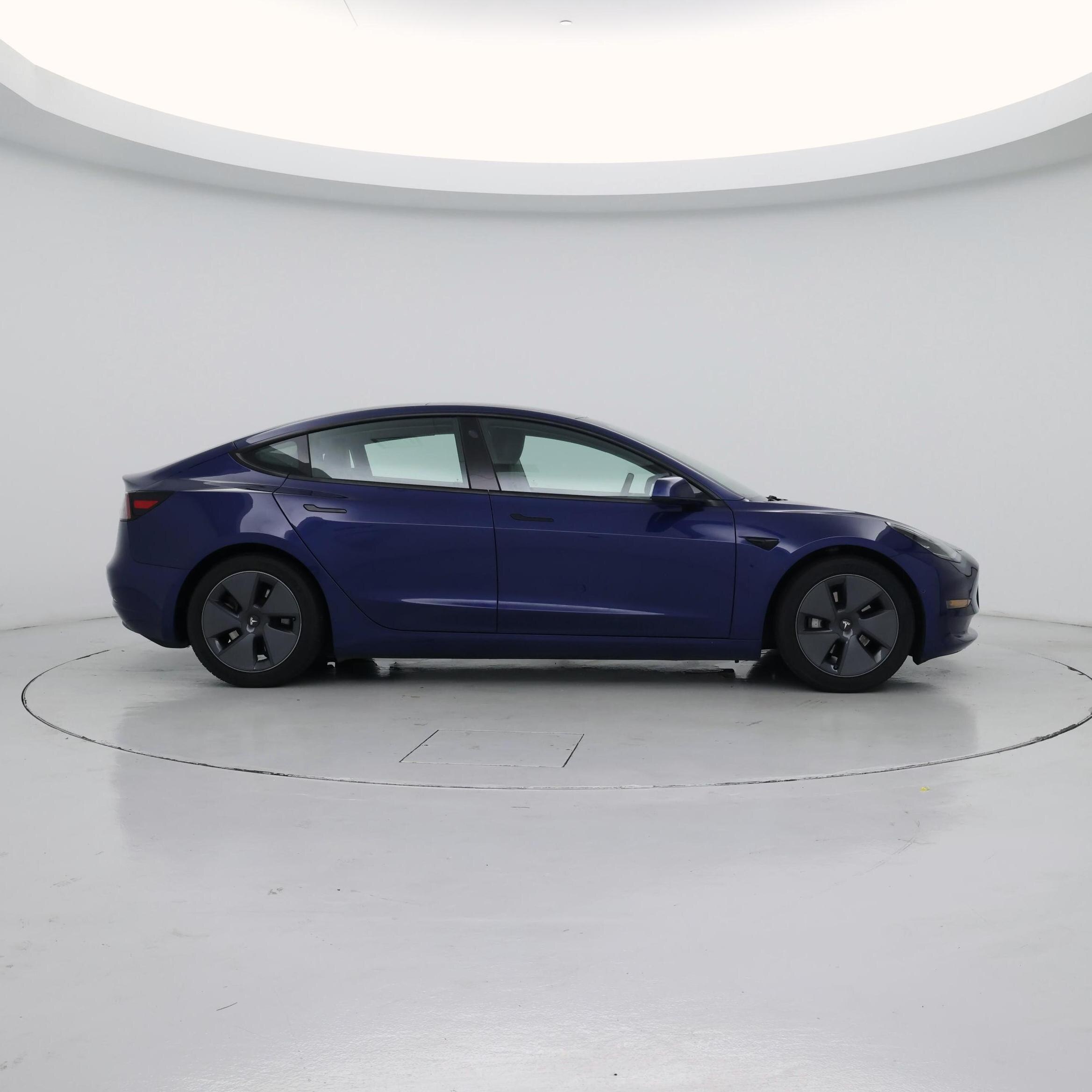 Thumbnail: 2021 Tesla Model 3 - 7