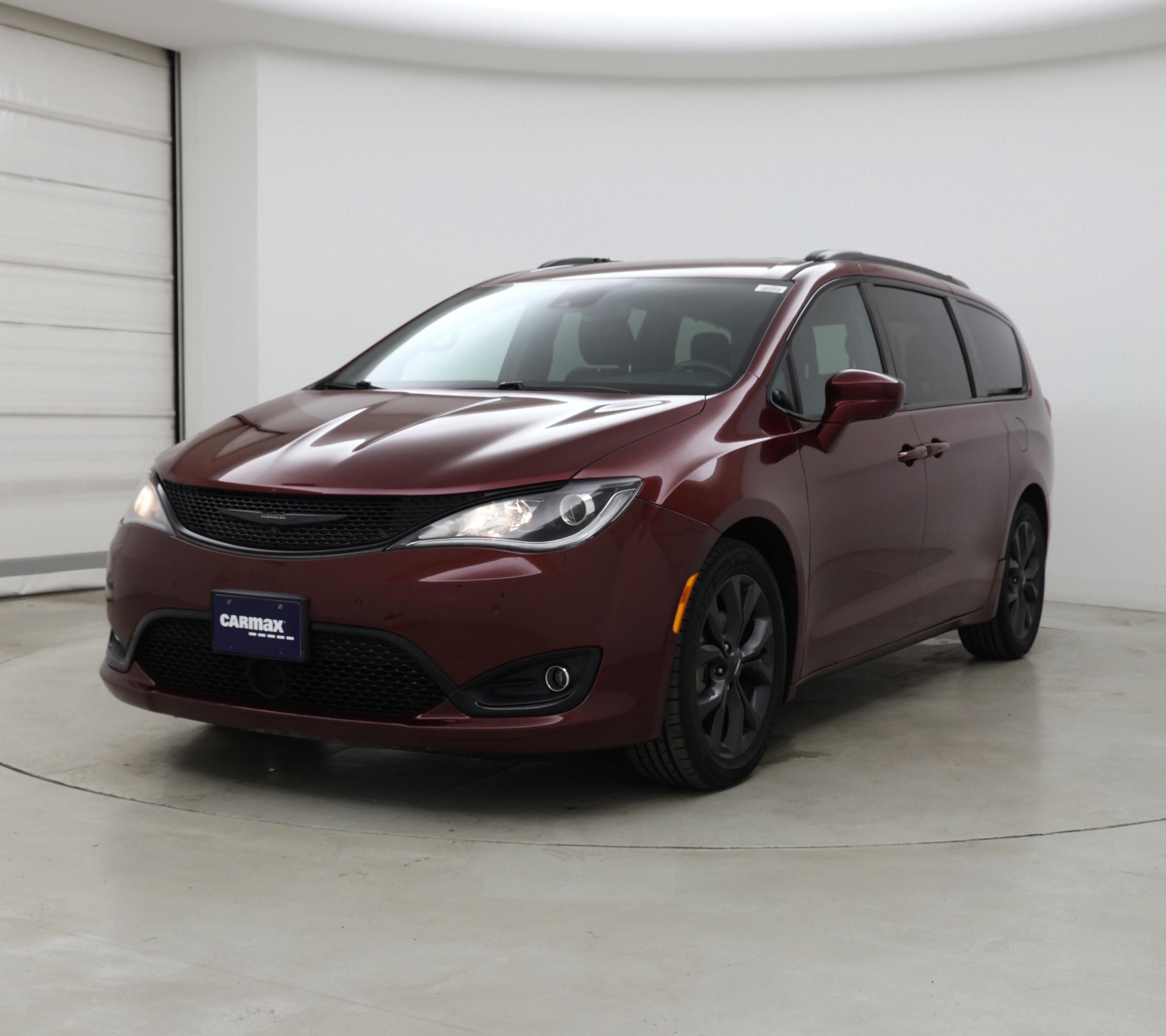 Thumbnail: 2020 Chrysler Pacifica - 4