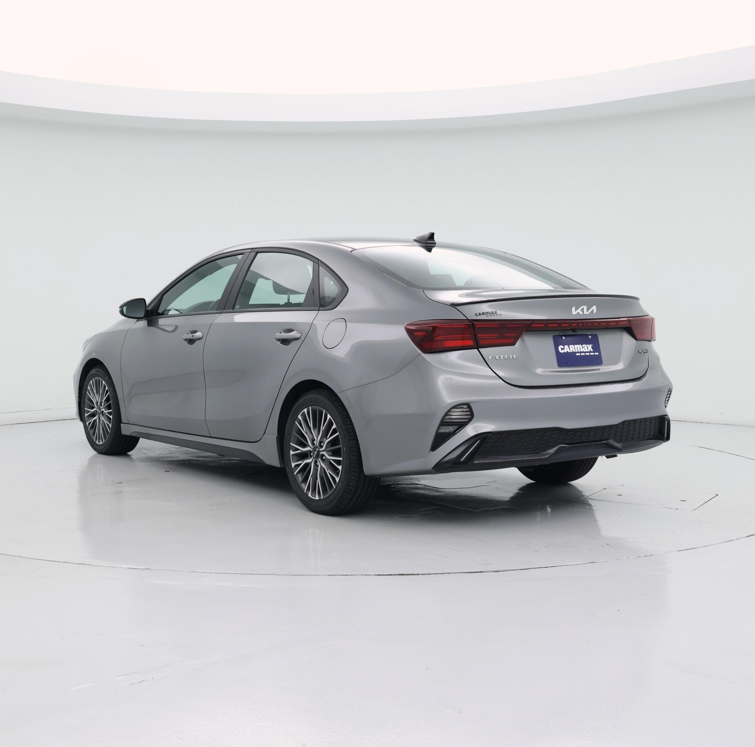 Thumbnail: 2022 Kia Forte - 2