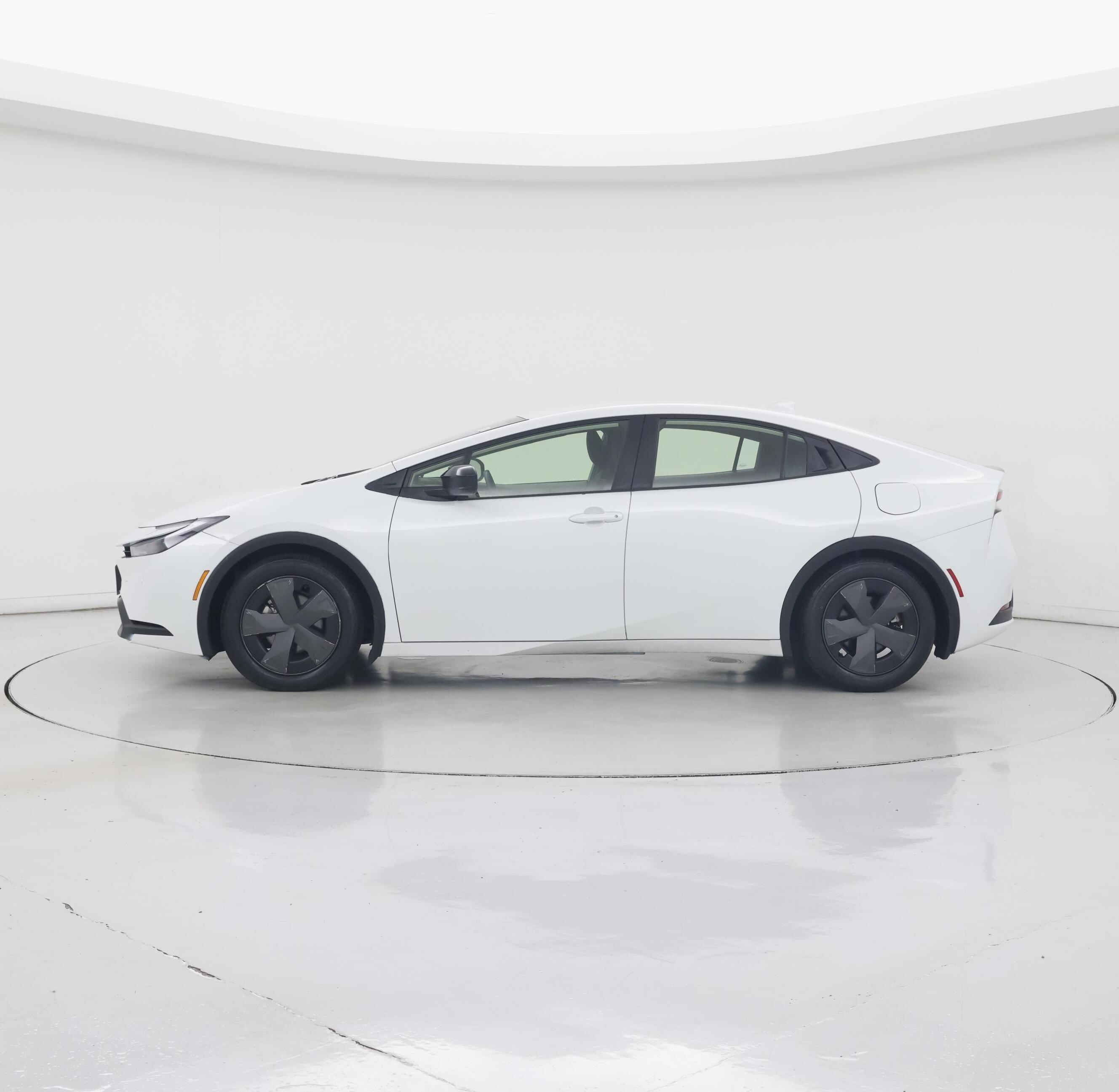 Thumbnail: 2024 Toyota Prius - 3