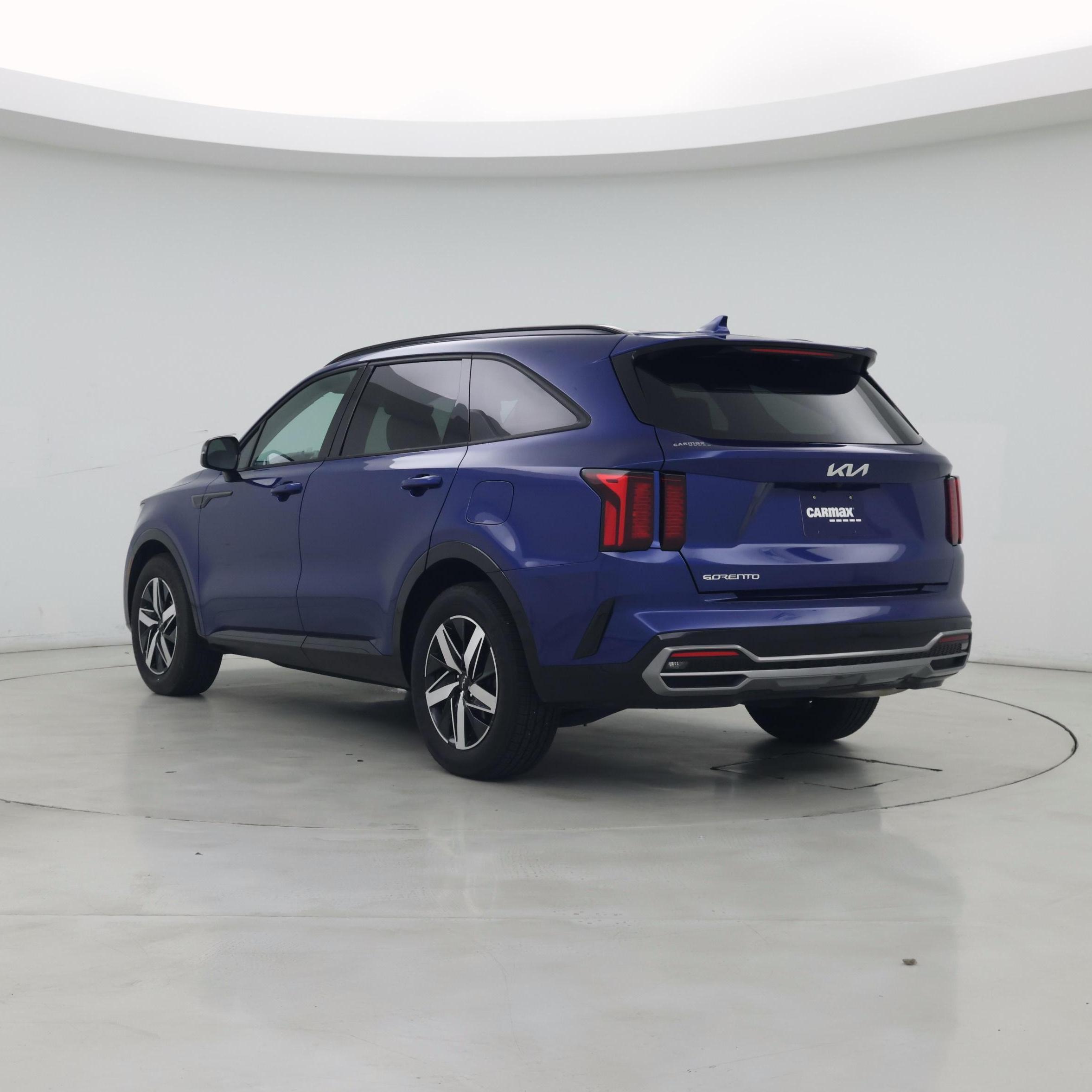 Thumbnail: 2023 Kia Sorento - 2