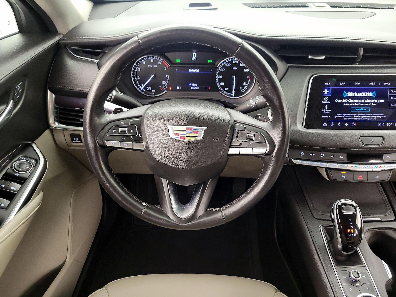 2022 Cadillac XT4 Luxury - Photo 11