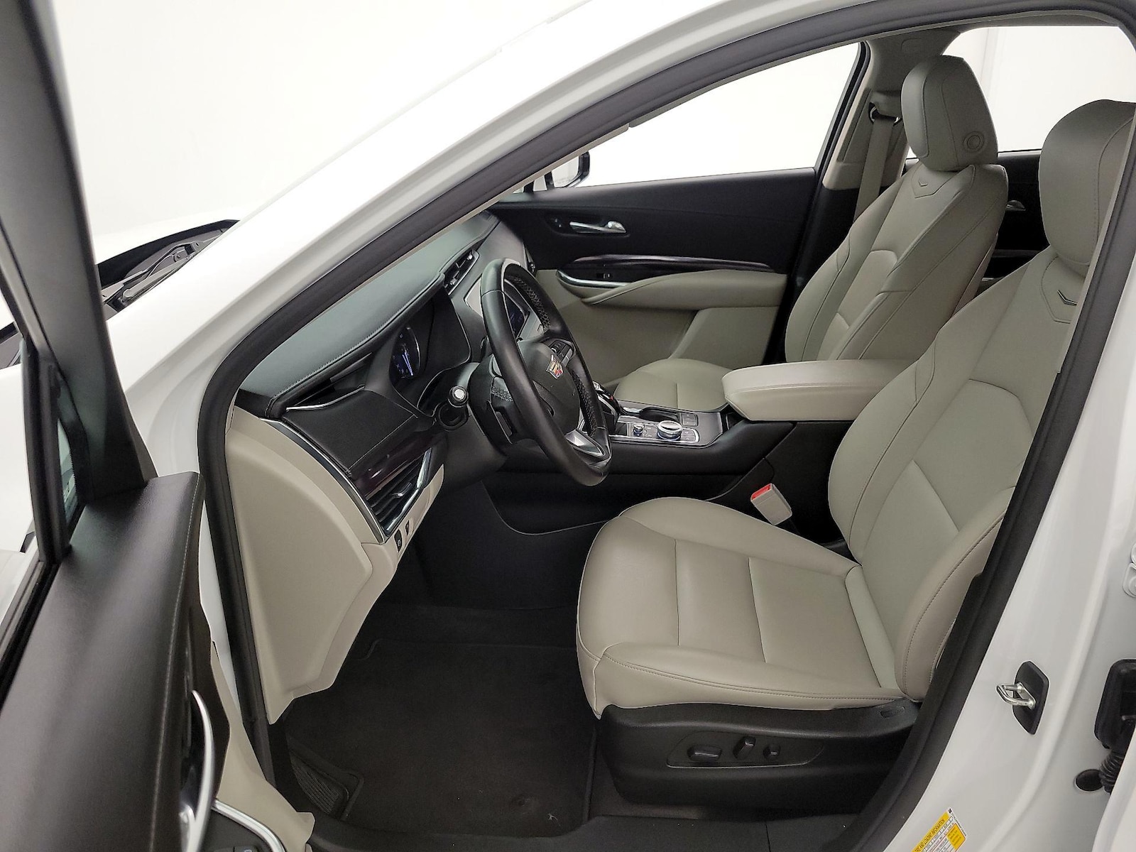 2022 Cadillac XT4 Luxury - Photo 12