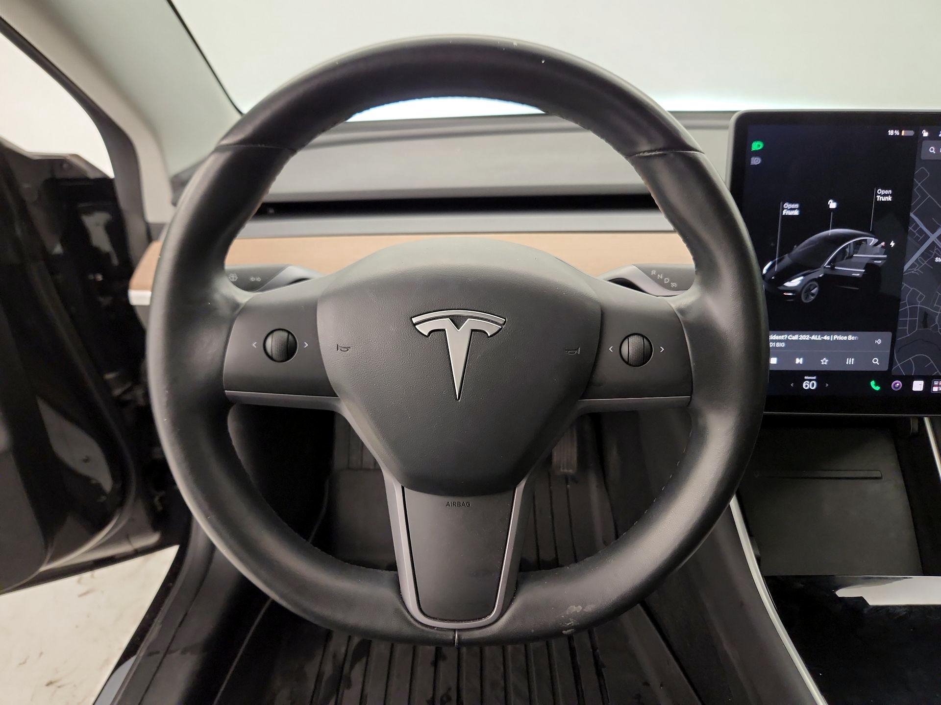 Thumbnail: 2019 Tesla Model 3 - 10