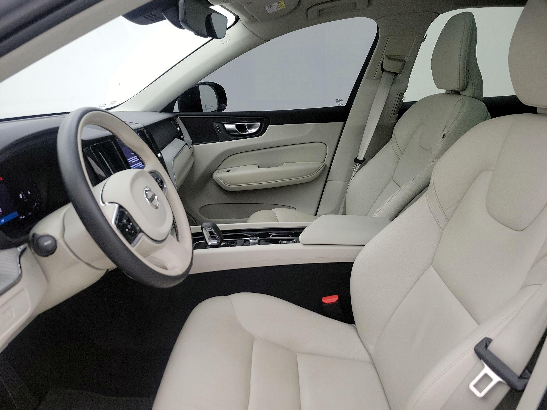 Thumbnail: 2024 Volvo XC60 - 11