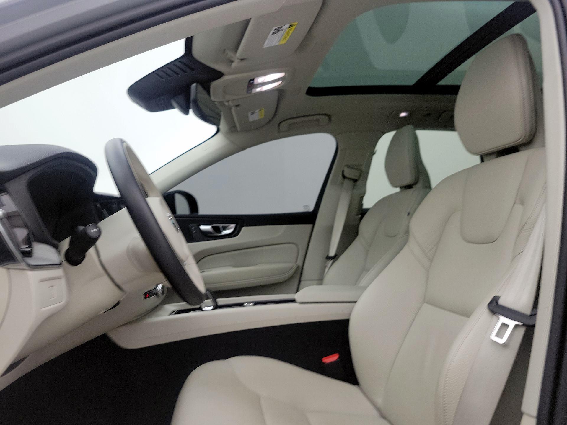 Thumbnail: 2024 Volvo XC60 - 19