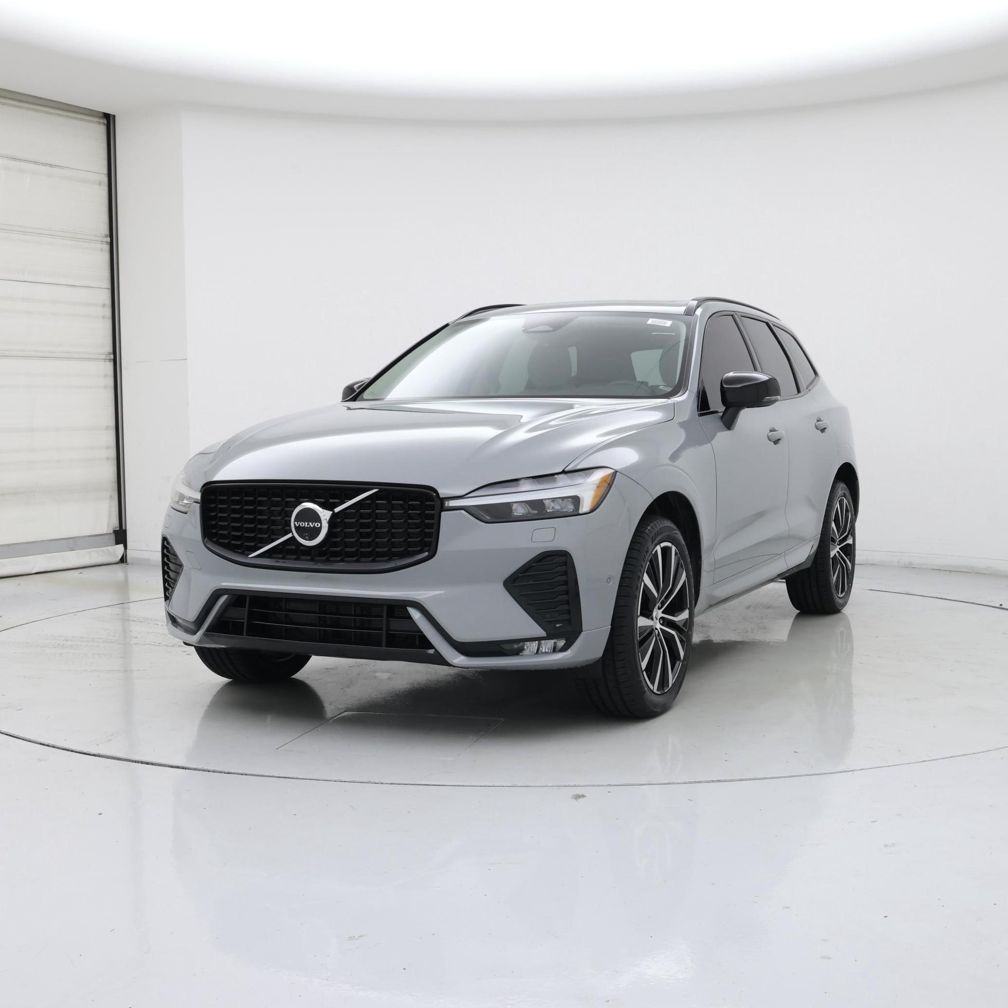 Thumbnail: 2024 Volvo XC60 - 4