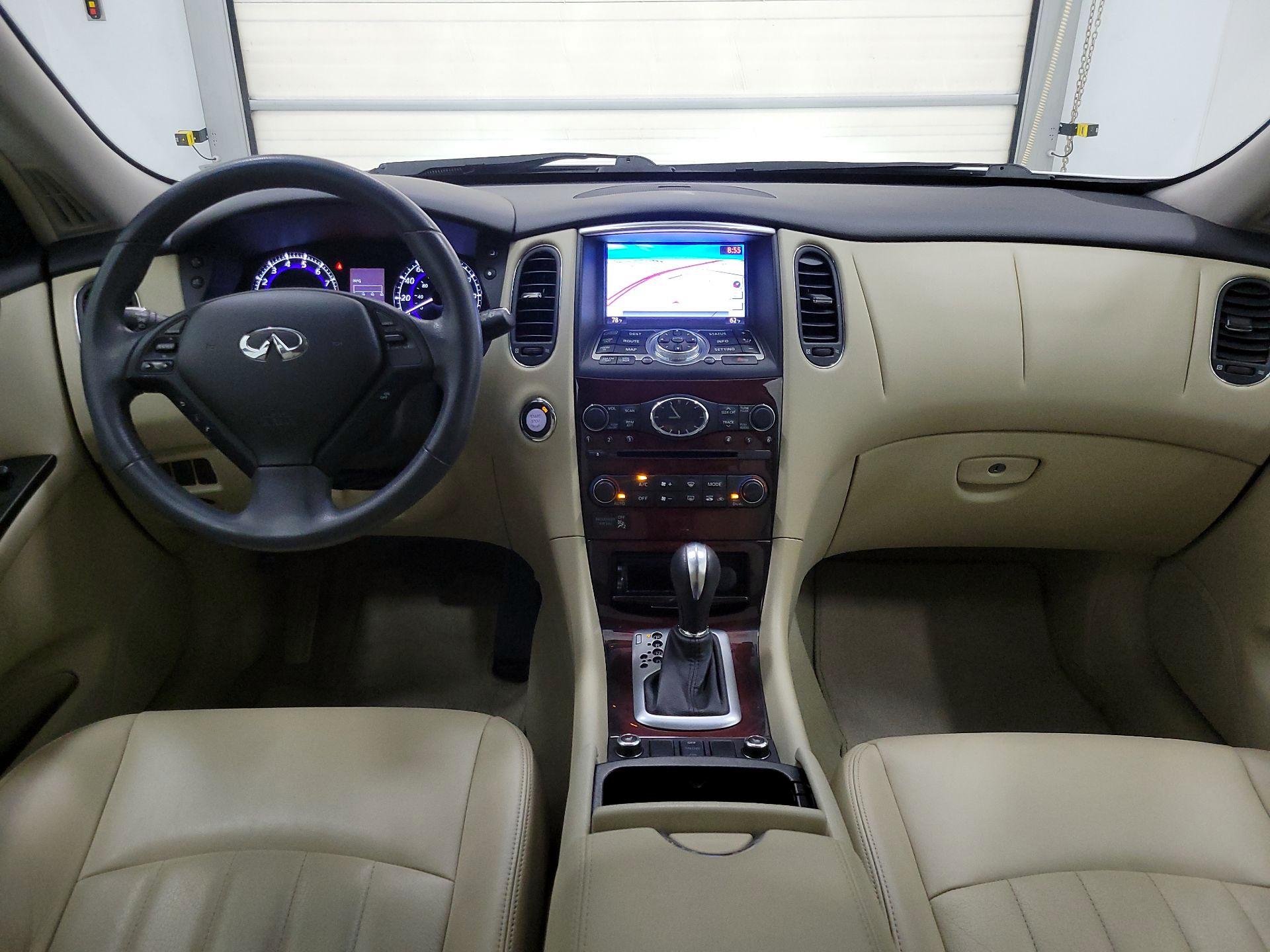 Thumbnail: 2016 INFINITI QX50 - 9