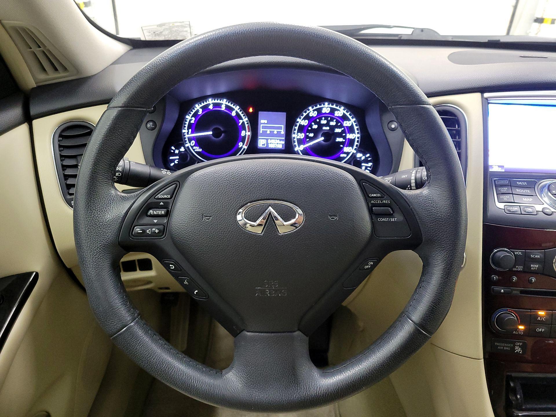 Thumbnail: 2016 INFINITI QX50 - 10