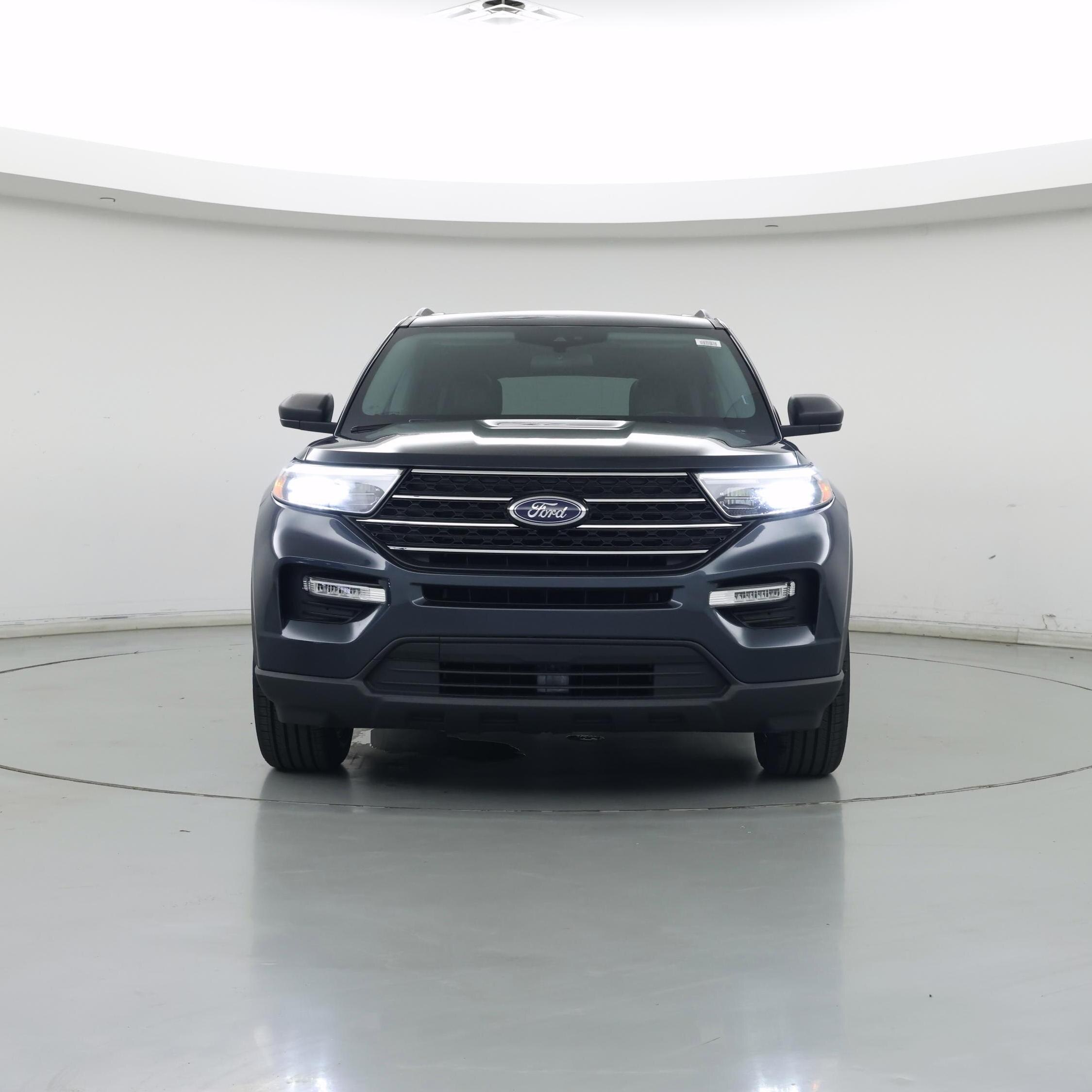 Thumbnail: 2022 Ford Explorer - 5