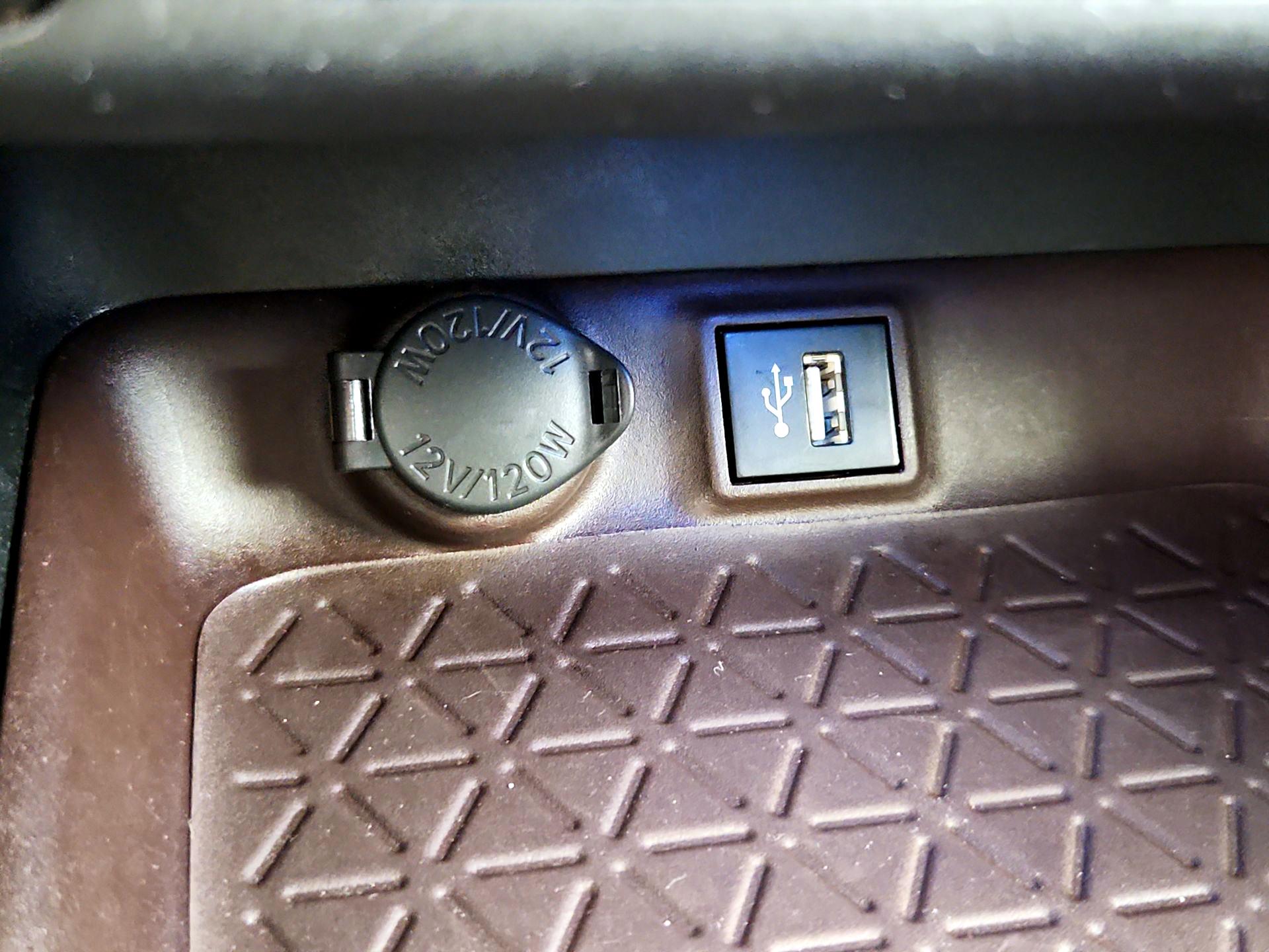 Thumbnail: 2023 Toyota RAV4 - 18