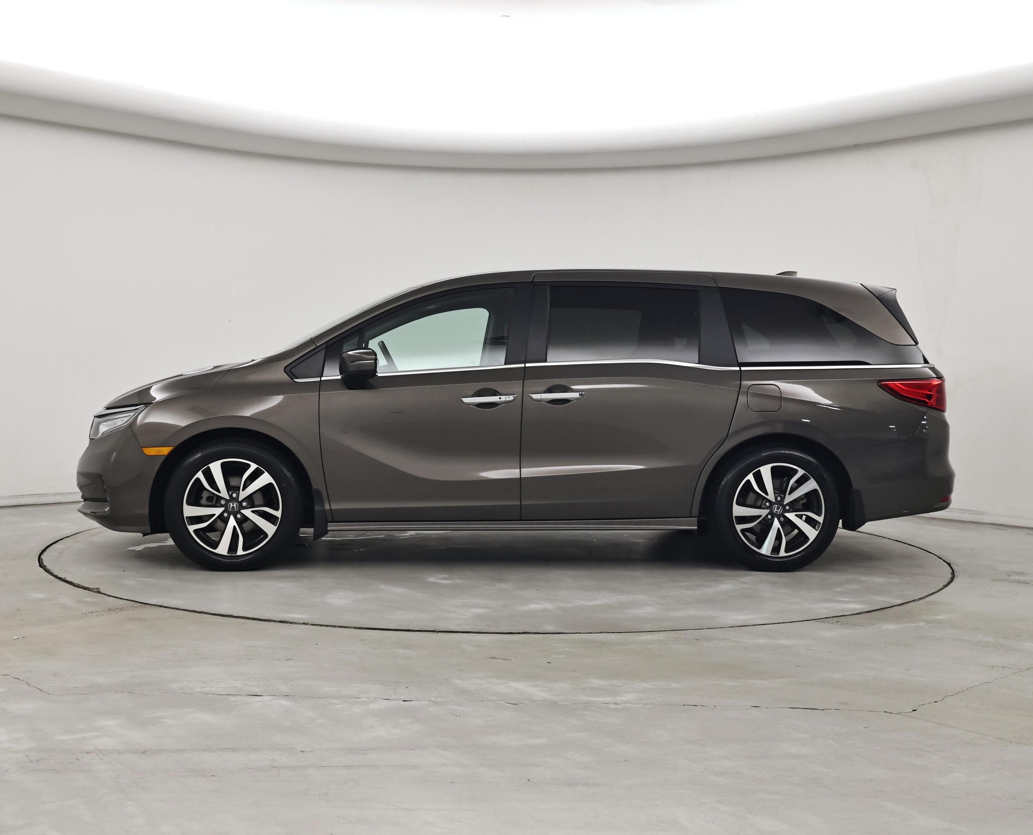 Thumbnail: 2022 Honda Odyssey - 3