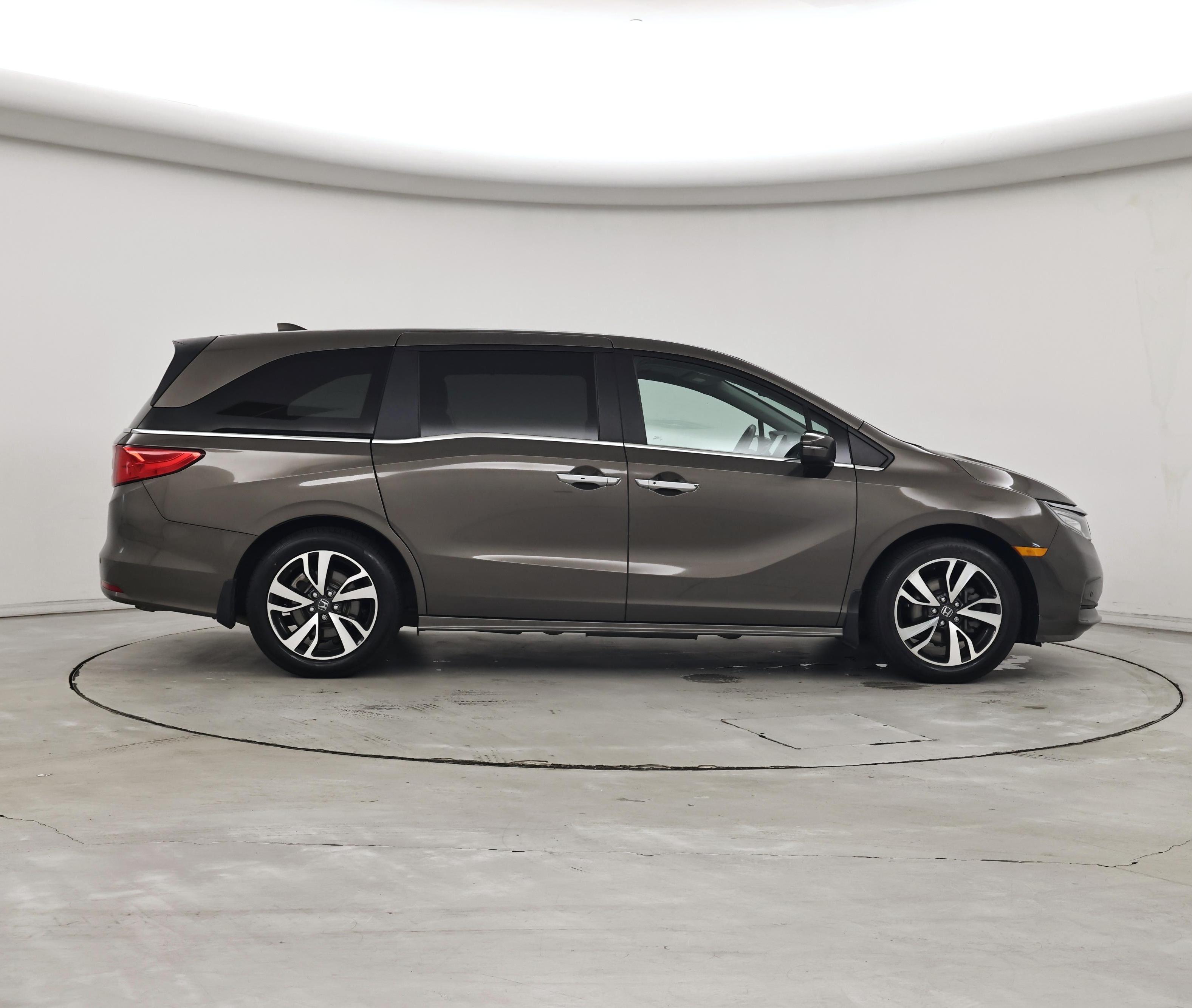 Thumbnail: 2022 Honda Odyssey - 7