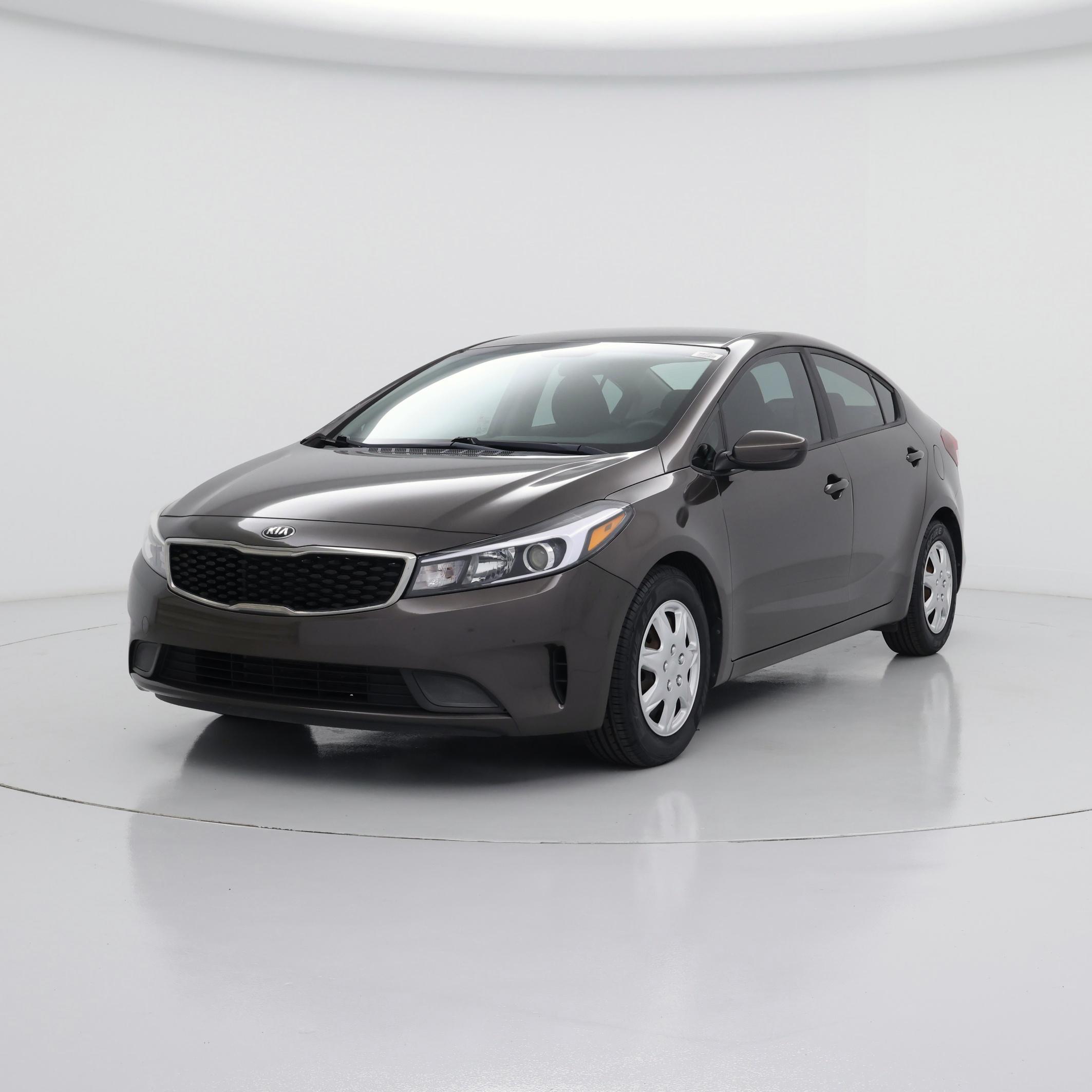 Thumbnail: 2017 Kia Forte - 4