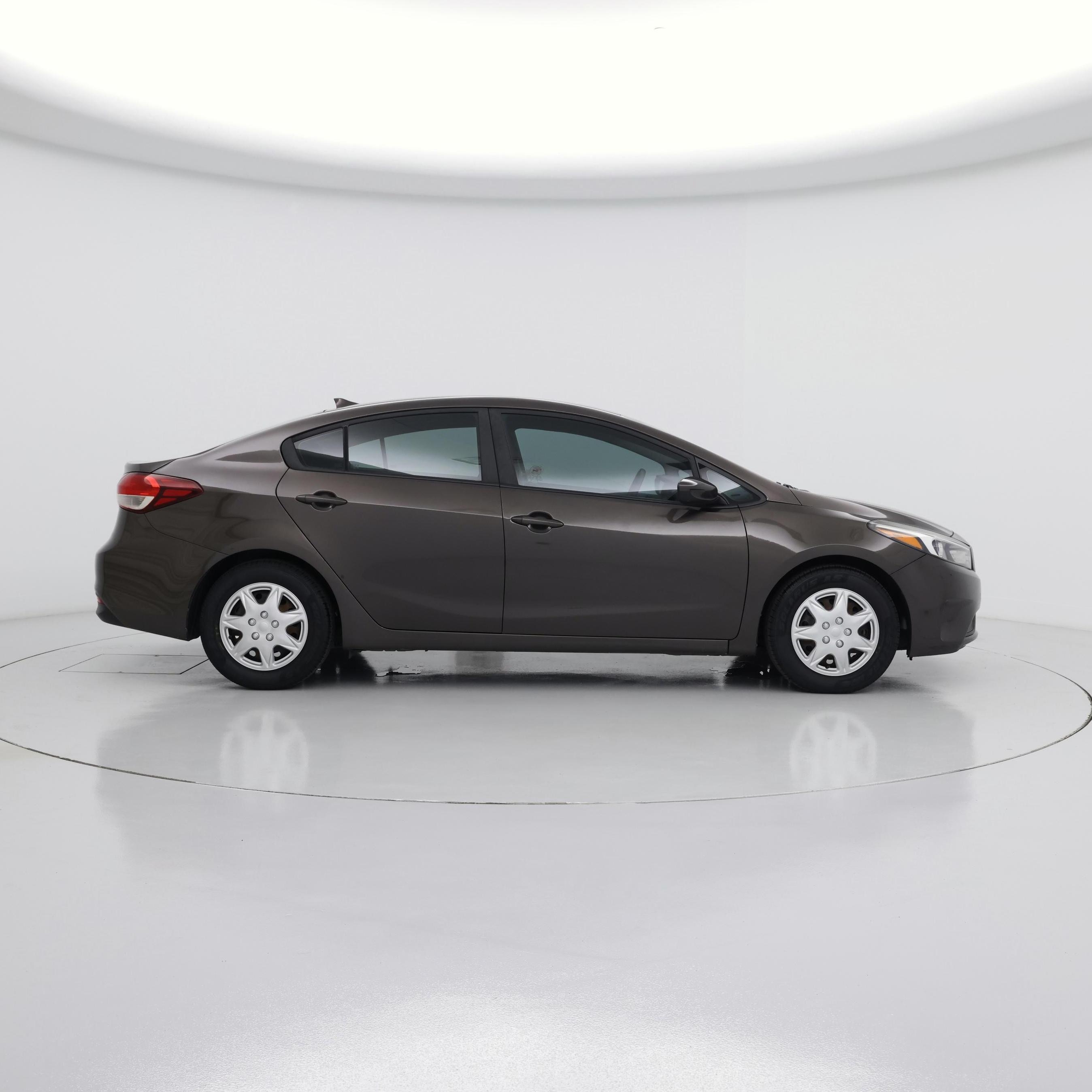 Thumbnail: 2017 Kia Forte - 7