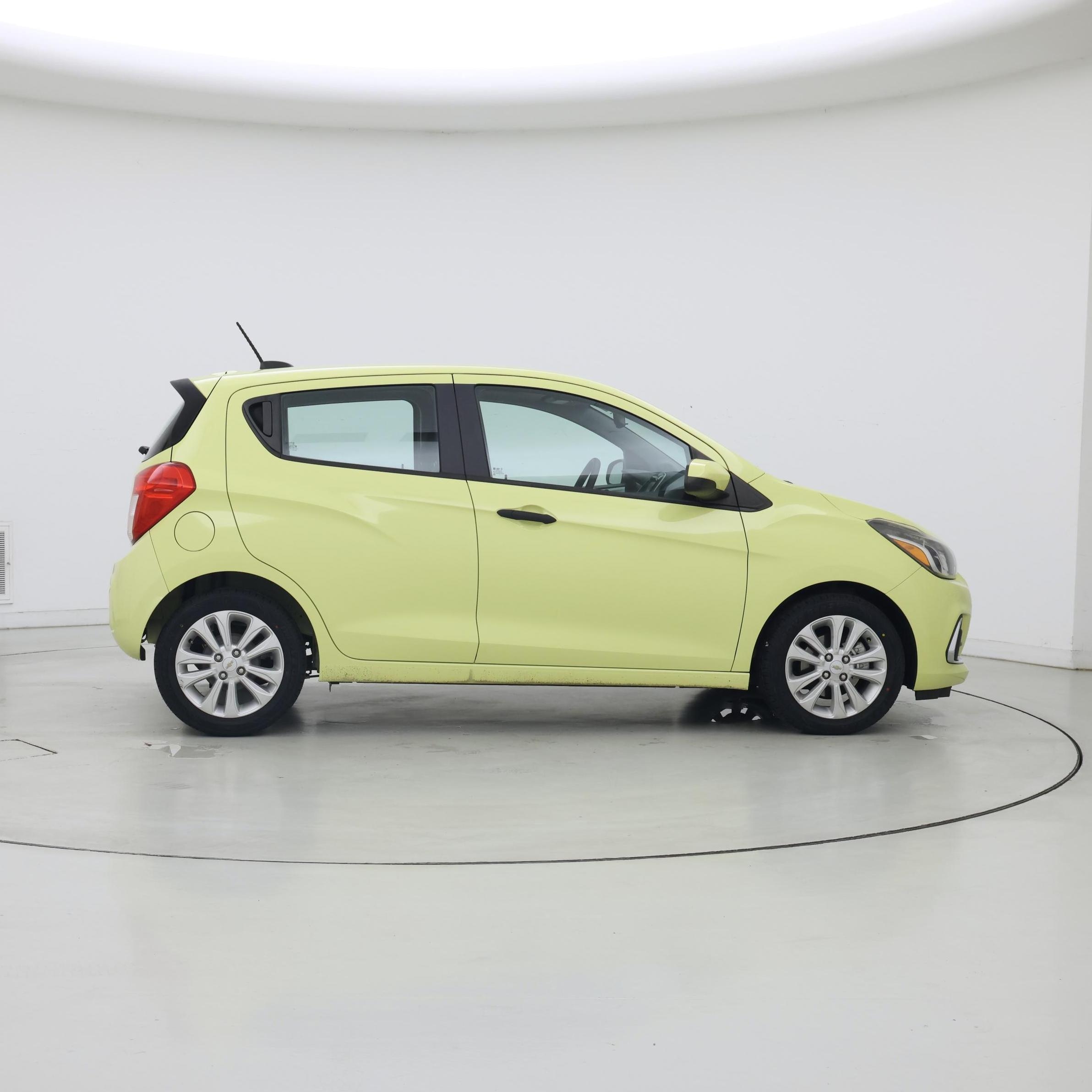 Thumbnail: 2017 Chevrolet Spark - 7