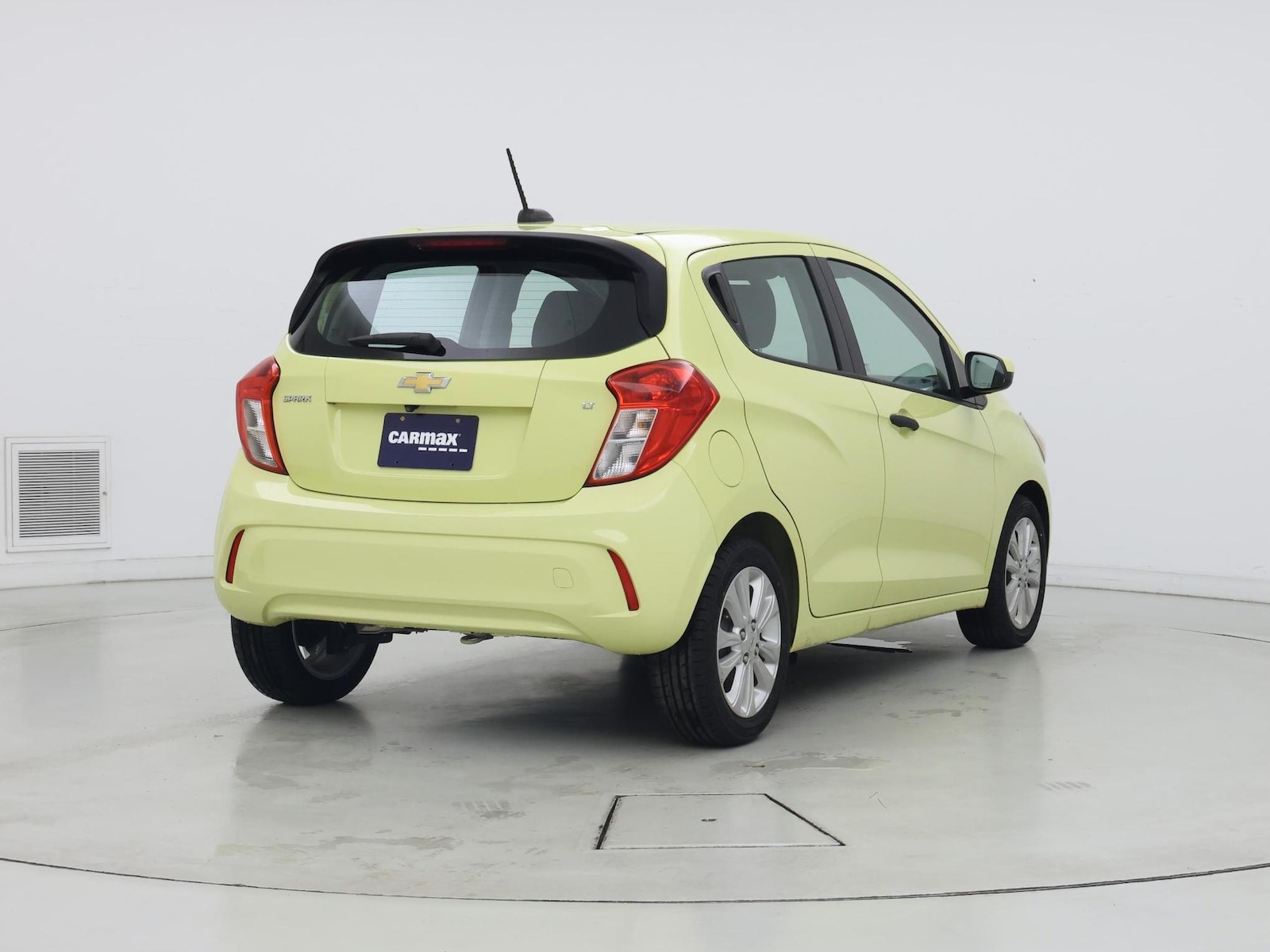 2017 Chevrolet Spark 1LT - Photo 9