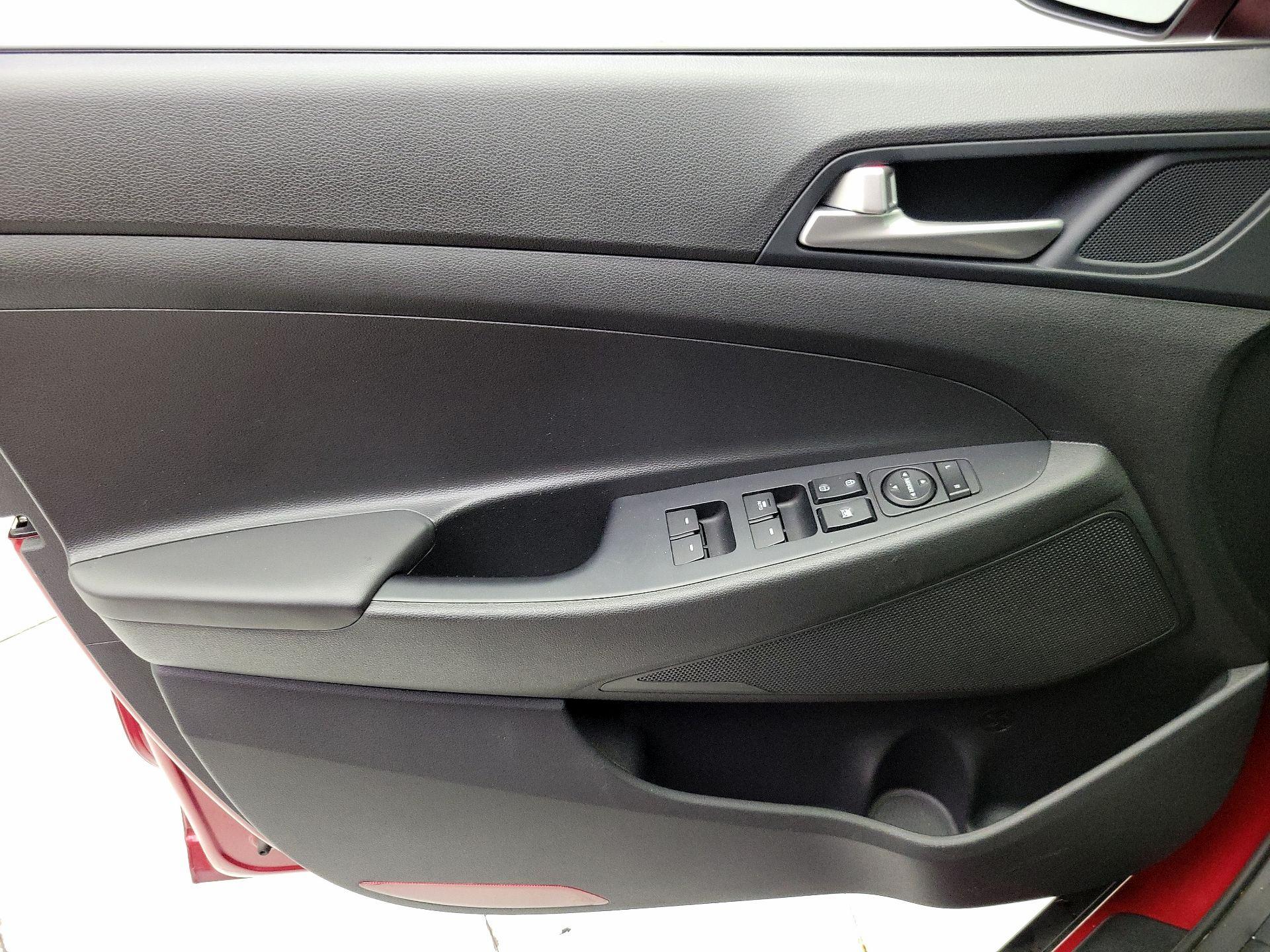 Thumbnail: 2021 Hyundai Tucson - 12