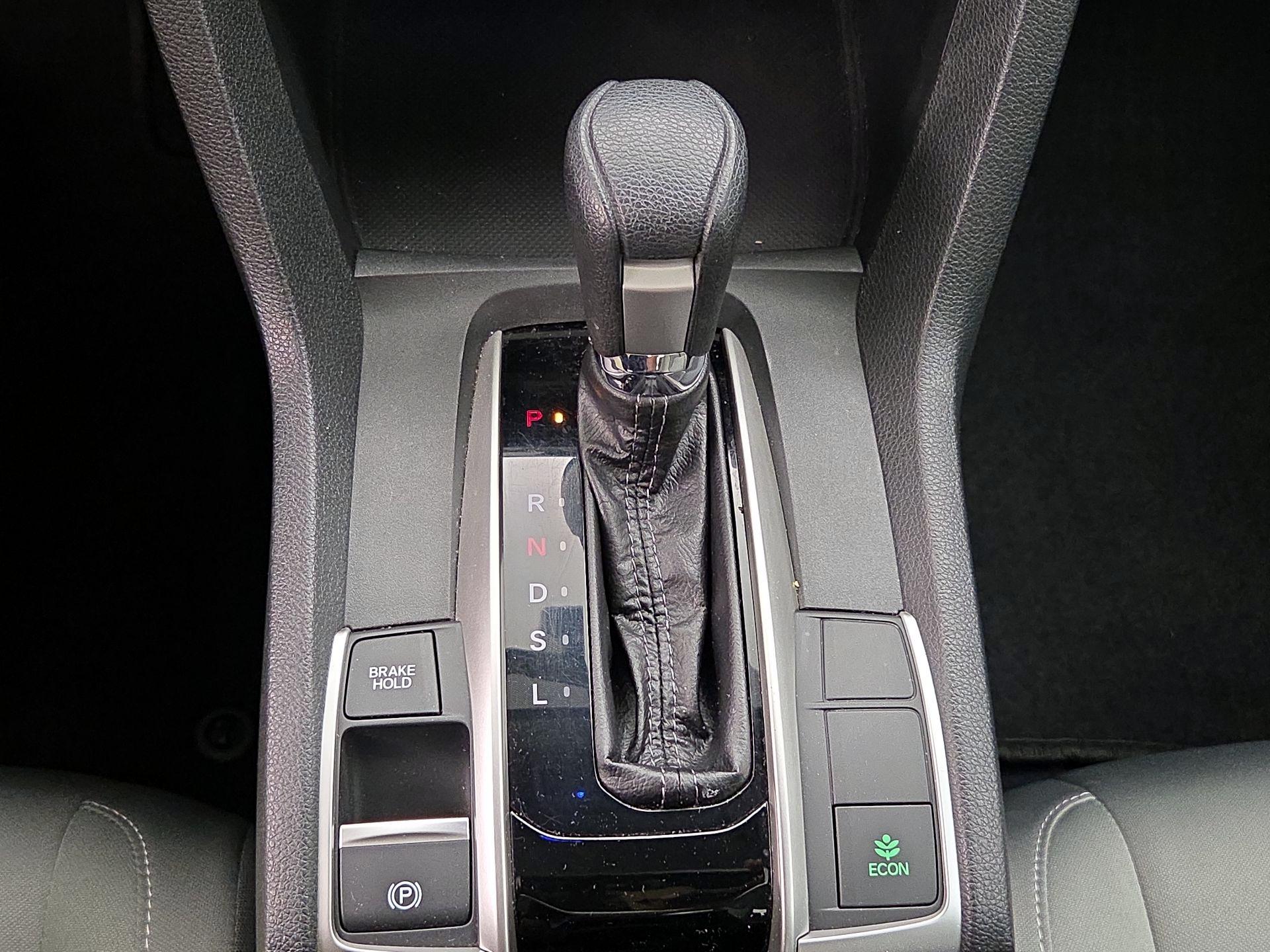Thumbnail: 2017 Honda Civic - 16