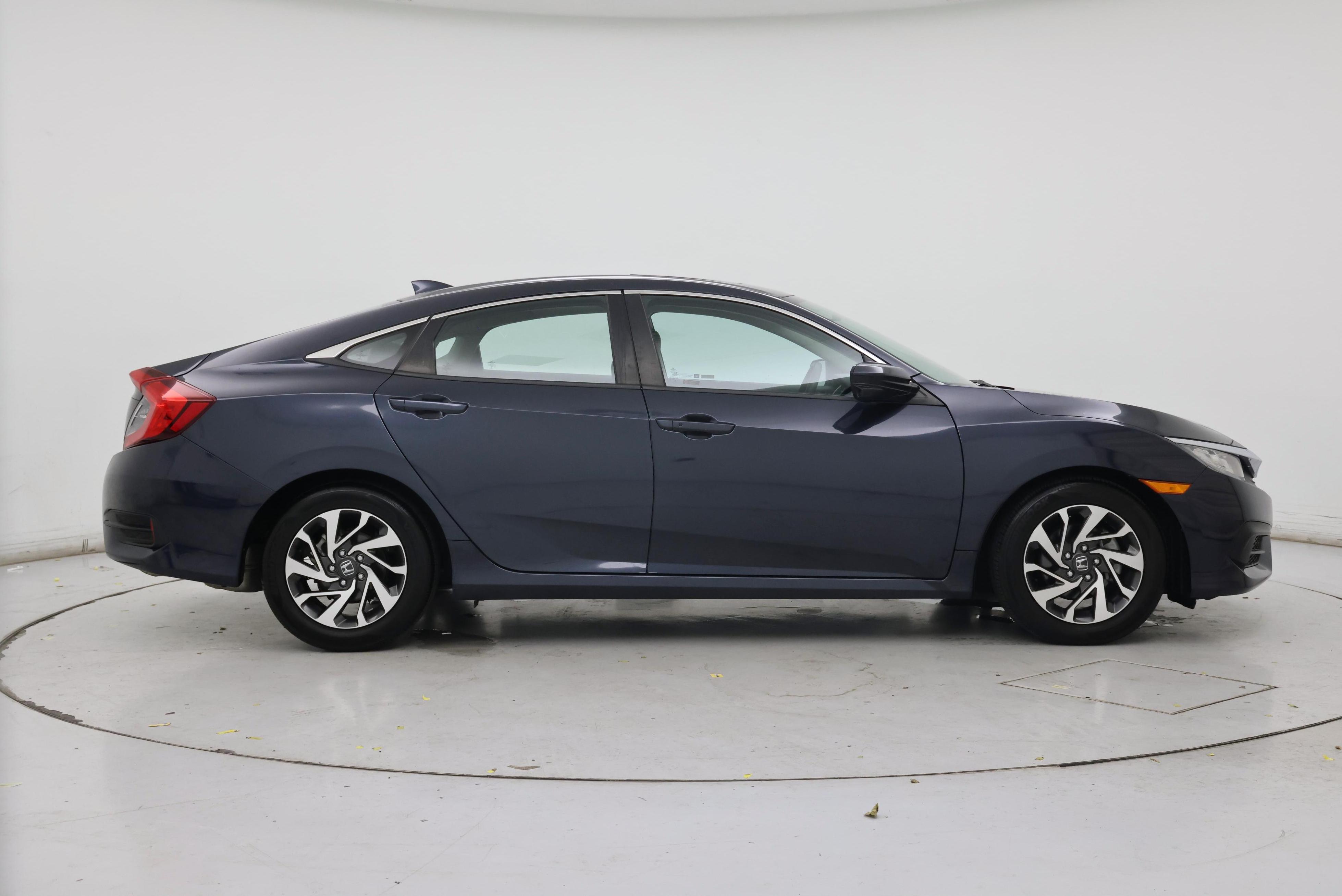 Thumbnail: 2017 Honda Civic - 7