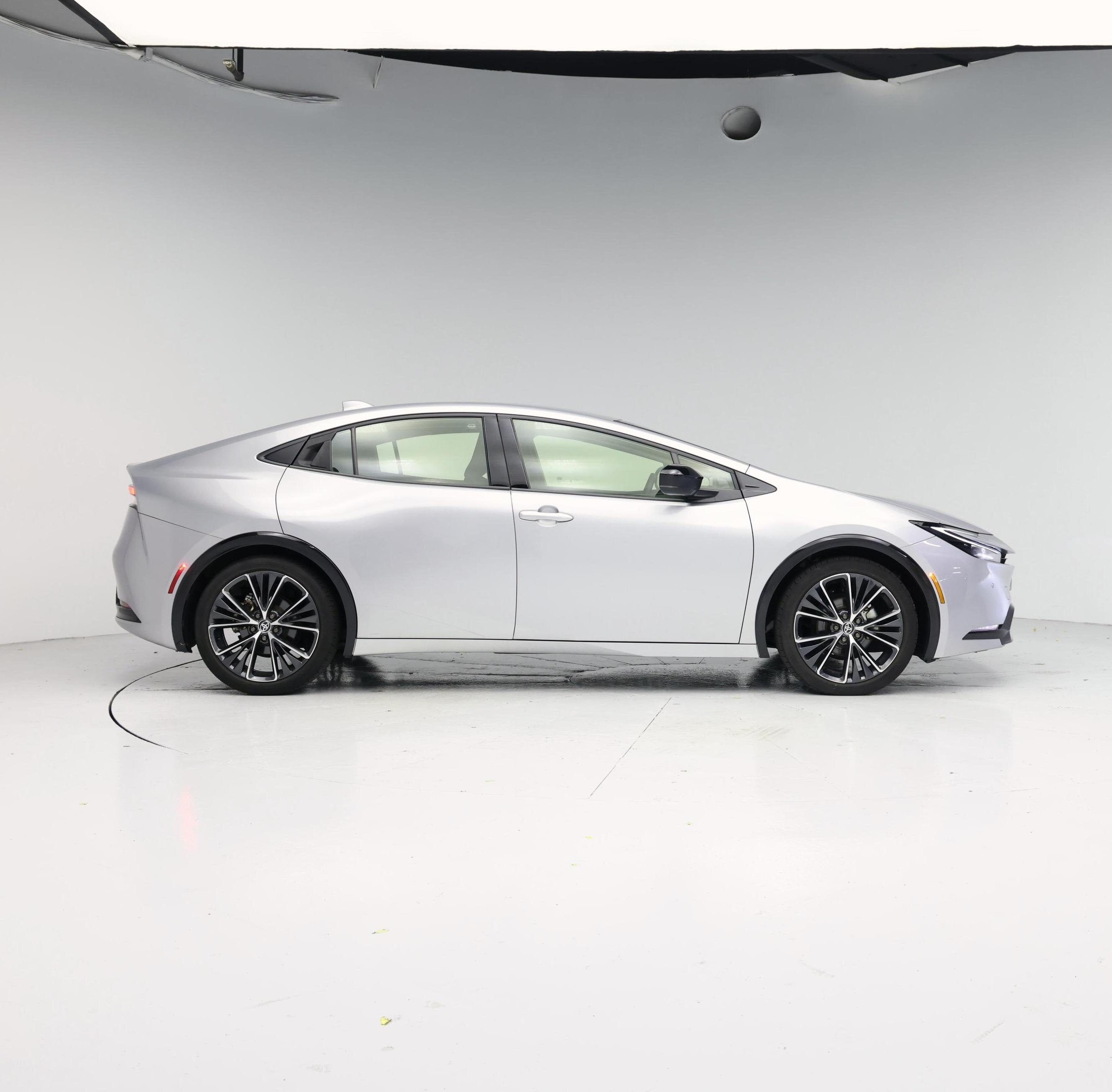Thumbnail: 2024 Toyota Prius - 7
