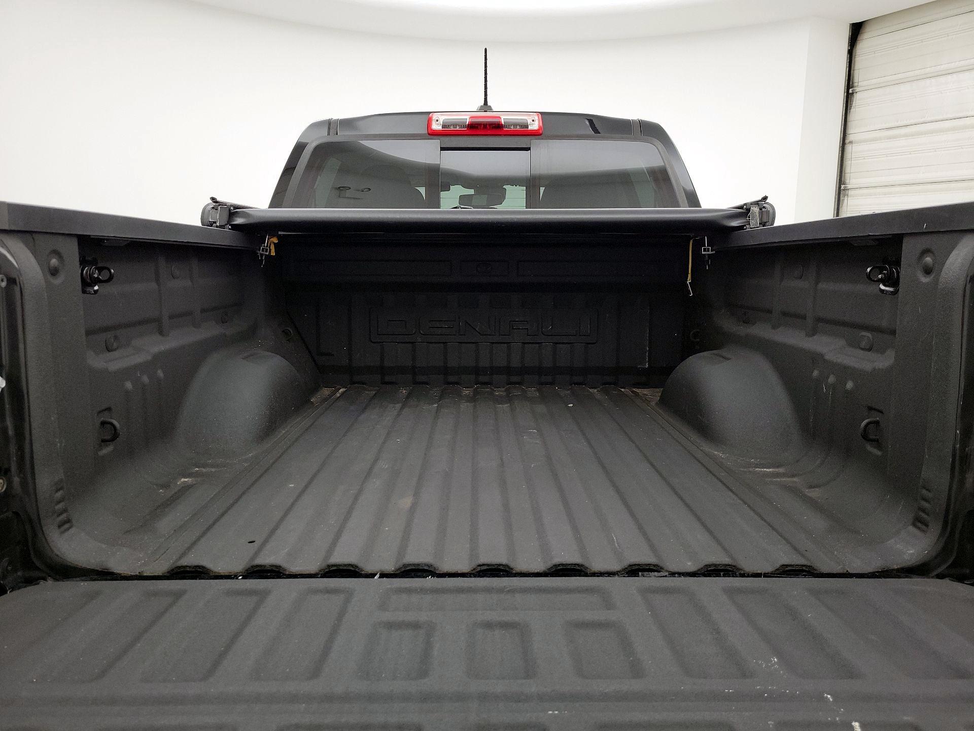 Thumbnail: 2017 GMC Canyon - 20