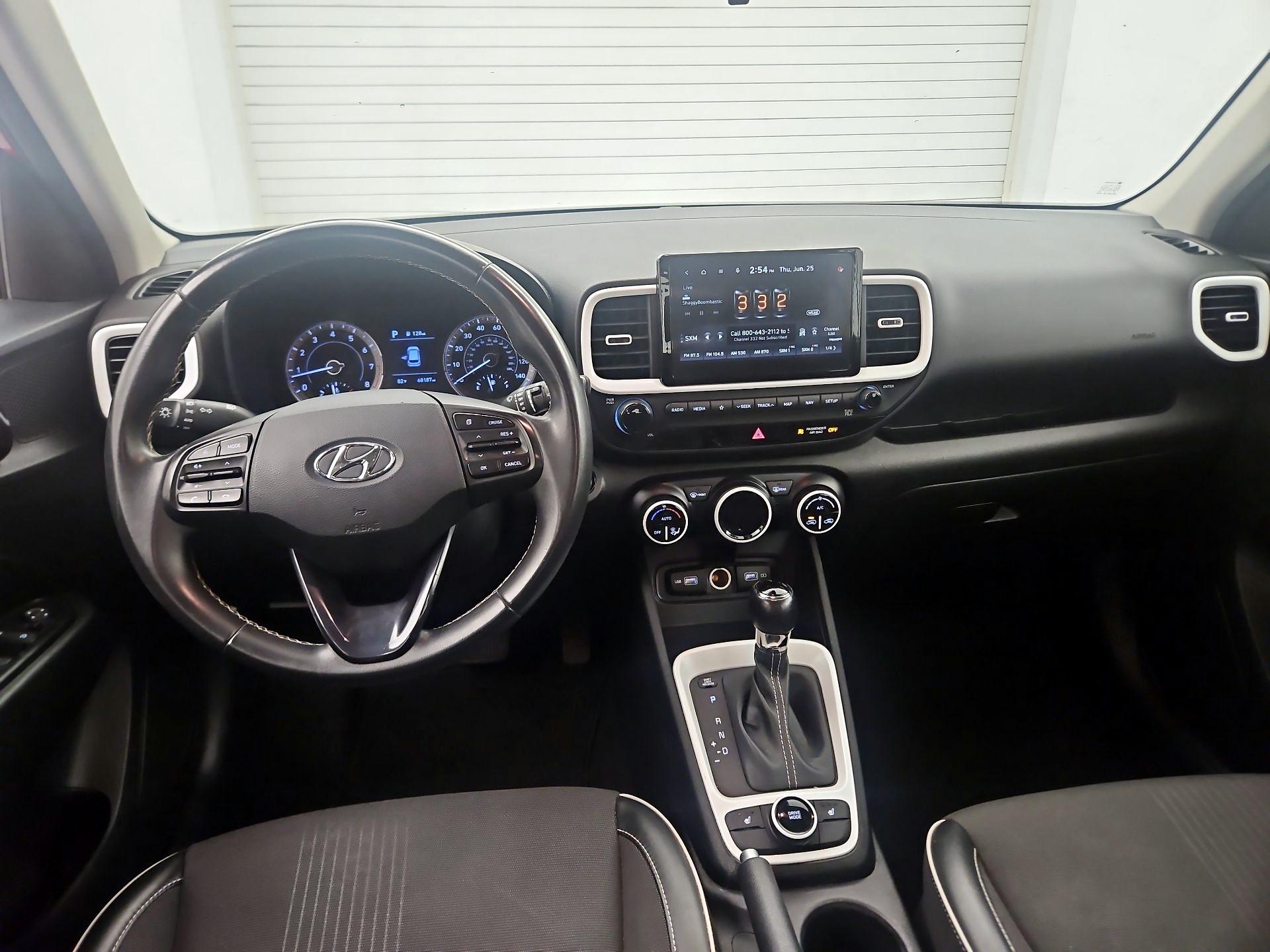 Thumbnail: 2022 Hyundai Venue - 9