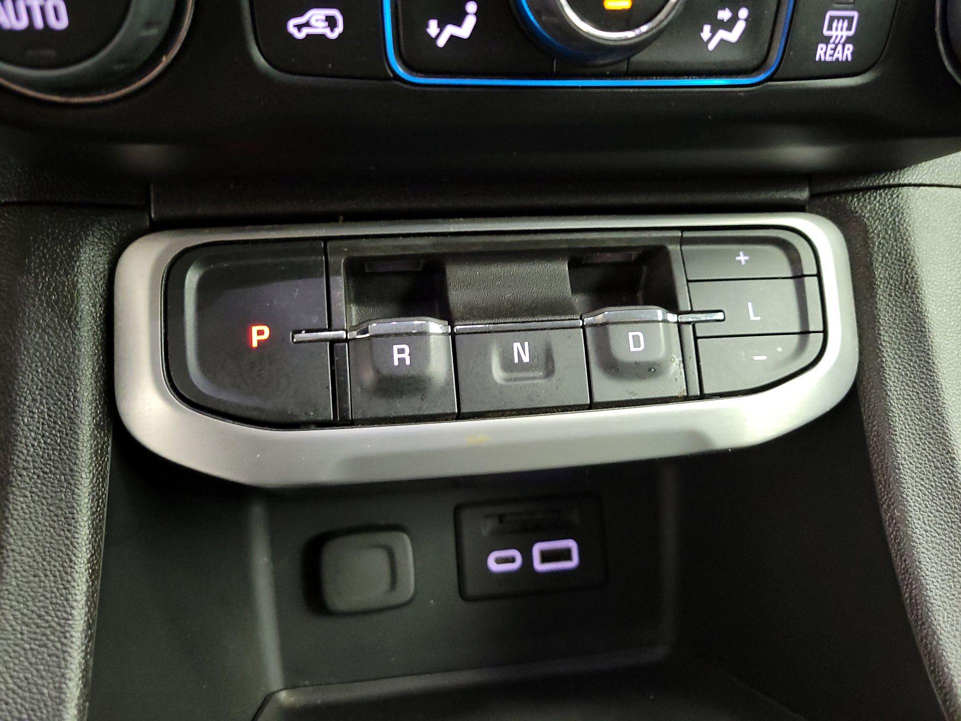 Thumbnail: 2023 GMC Acadia - 15