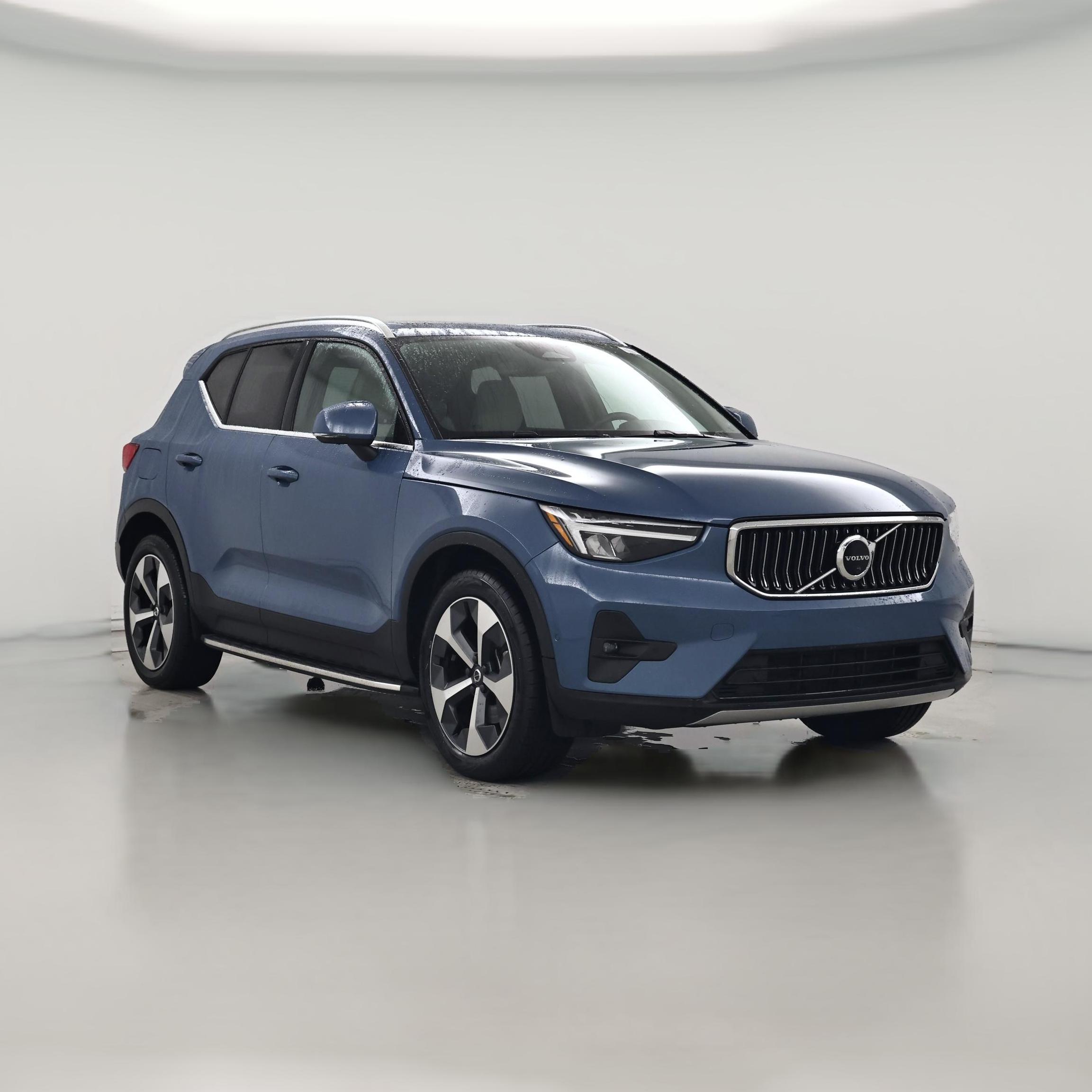 Thumbnail: 2023 Volvo XC40 - 1