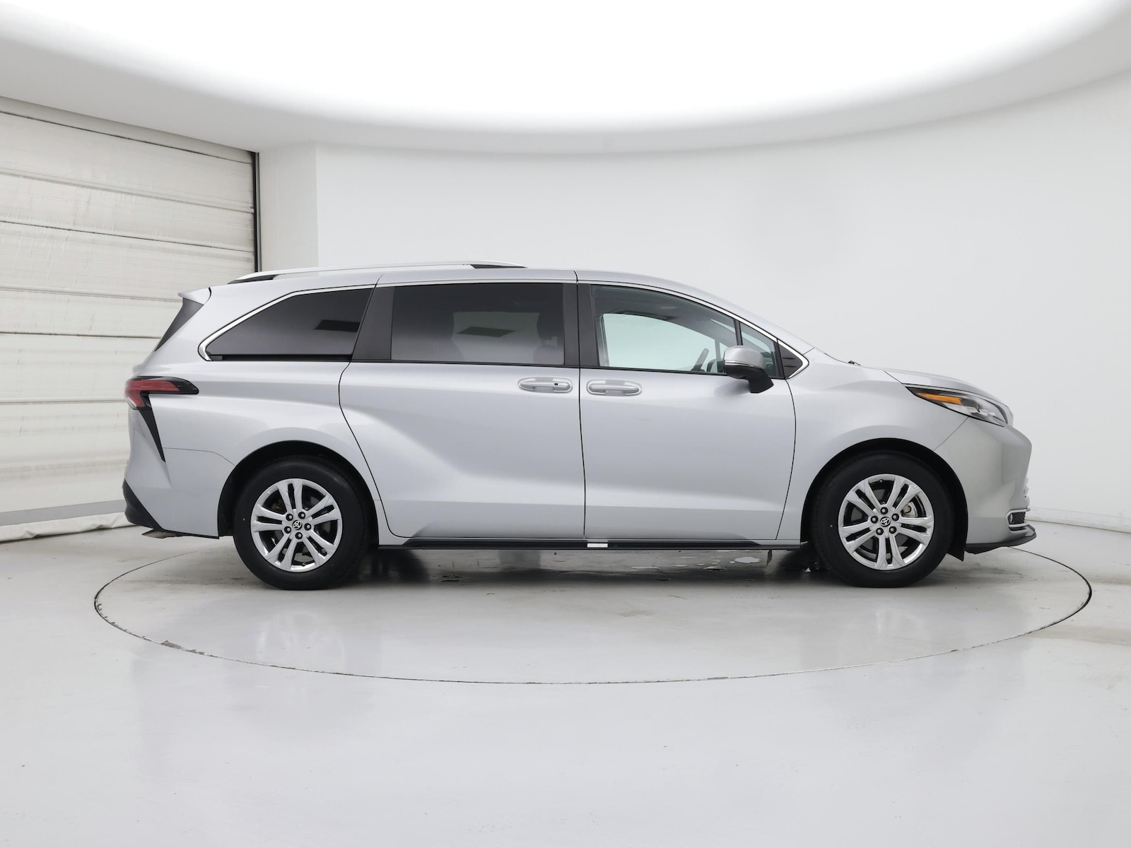 2022 Toyota Sienna Platinum - Photo 8