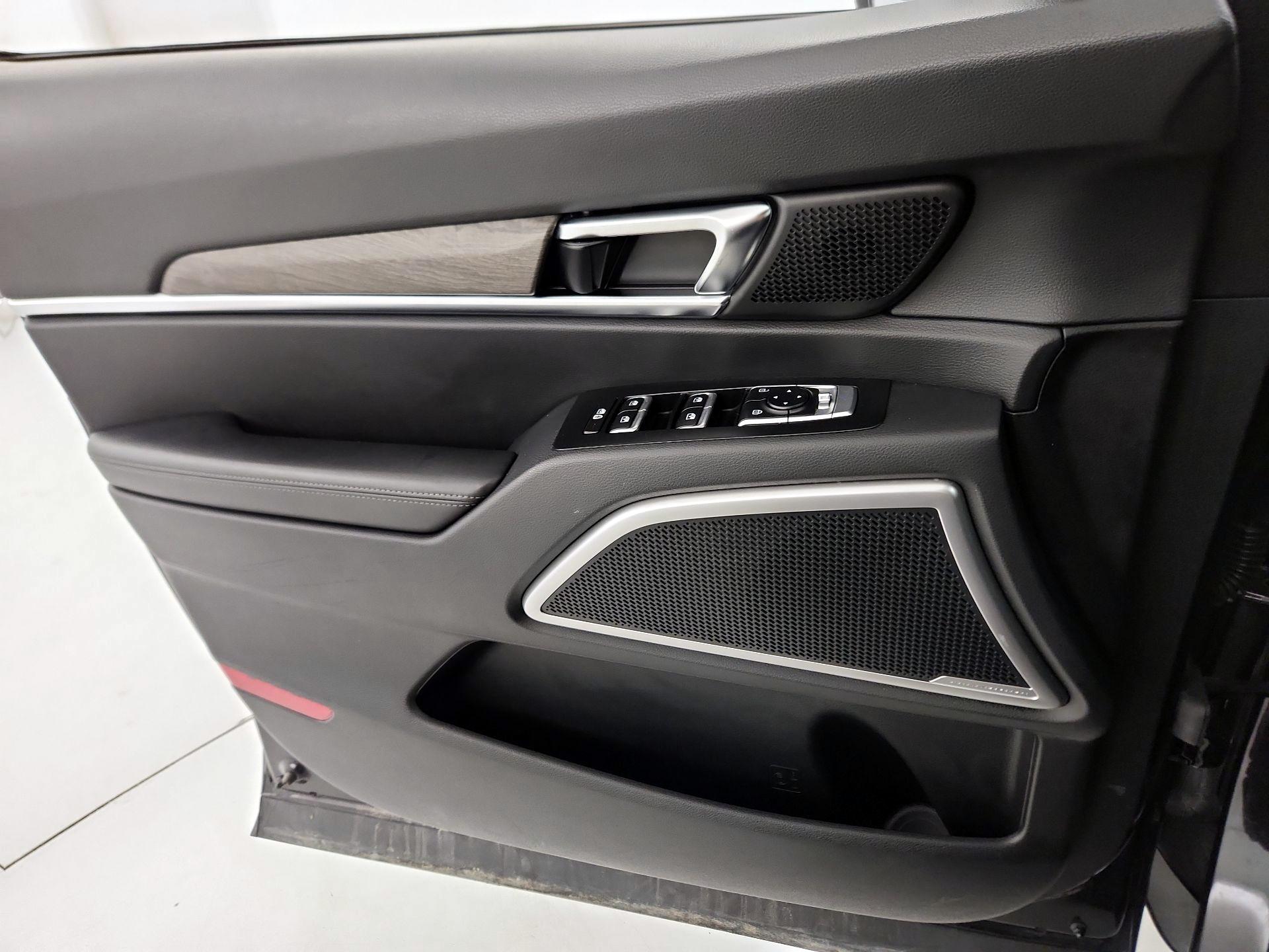 Thumbnail: 2022 Kia Telluride - 12