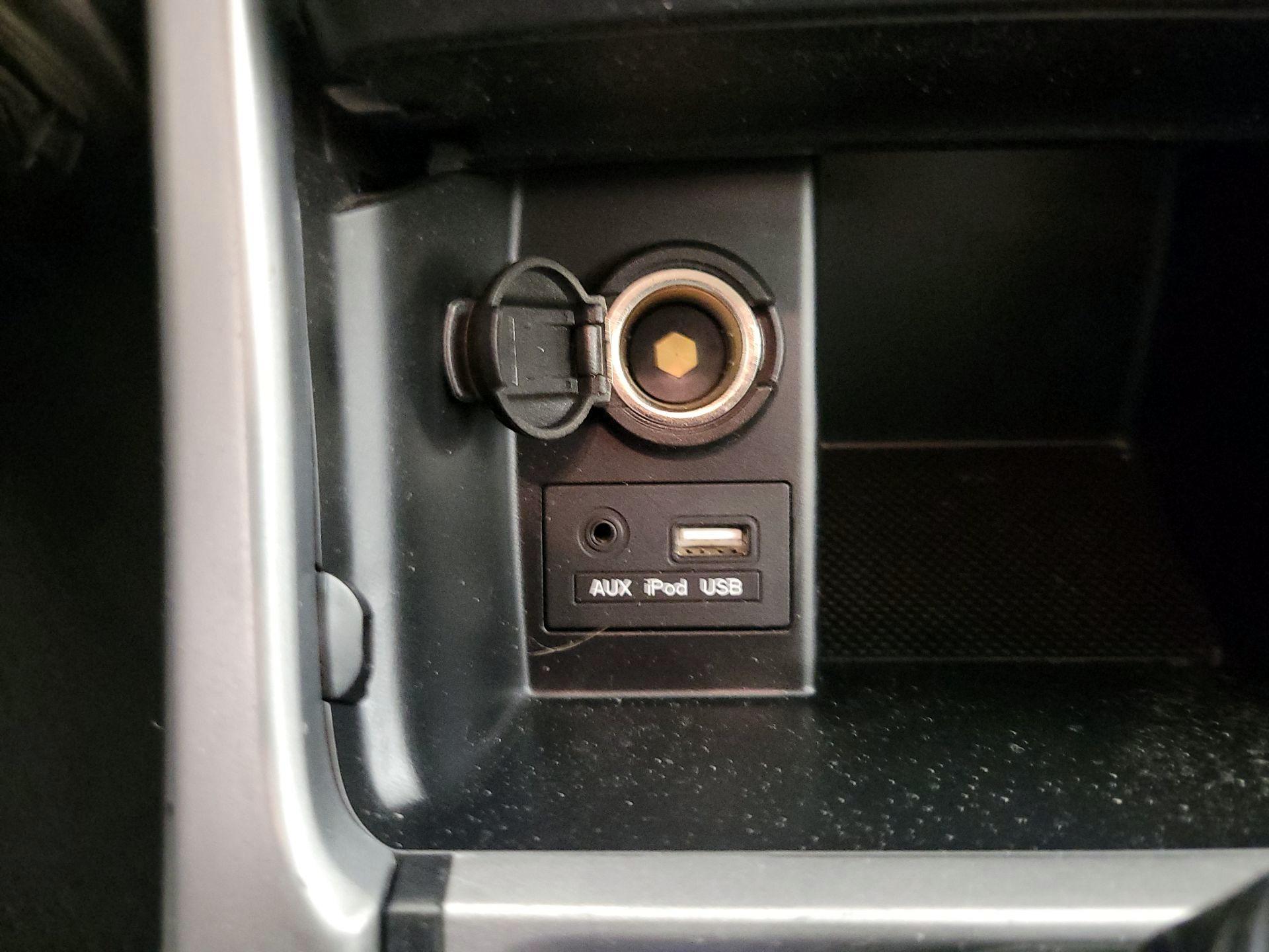 Thumbnail: 2014 Hyundai Elantra - 18
