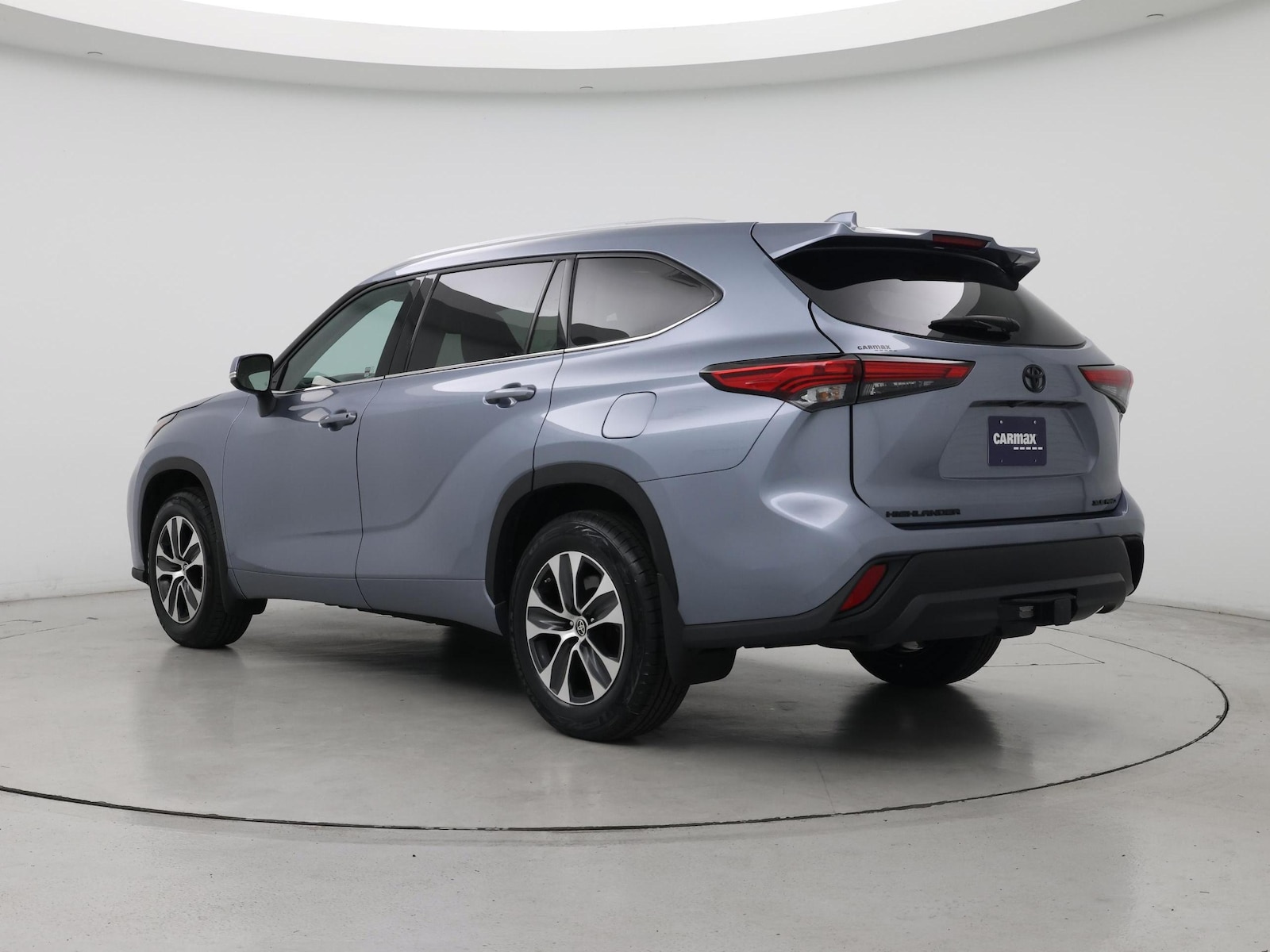 2022 Toyota Highlander XLE - Photo 3
