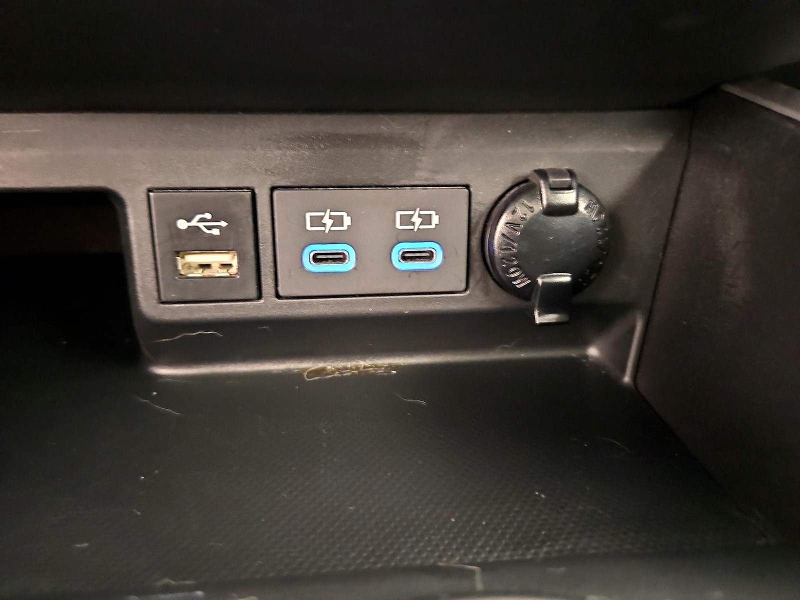 2022 Toyota Highlander XLE - Photo 20