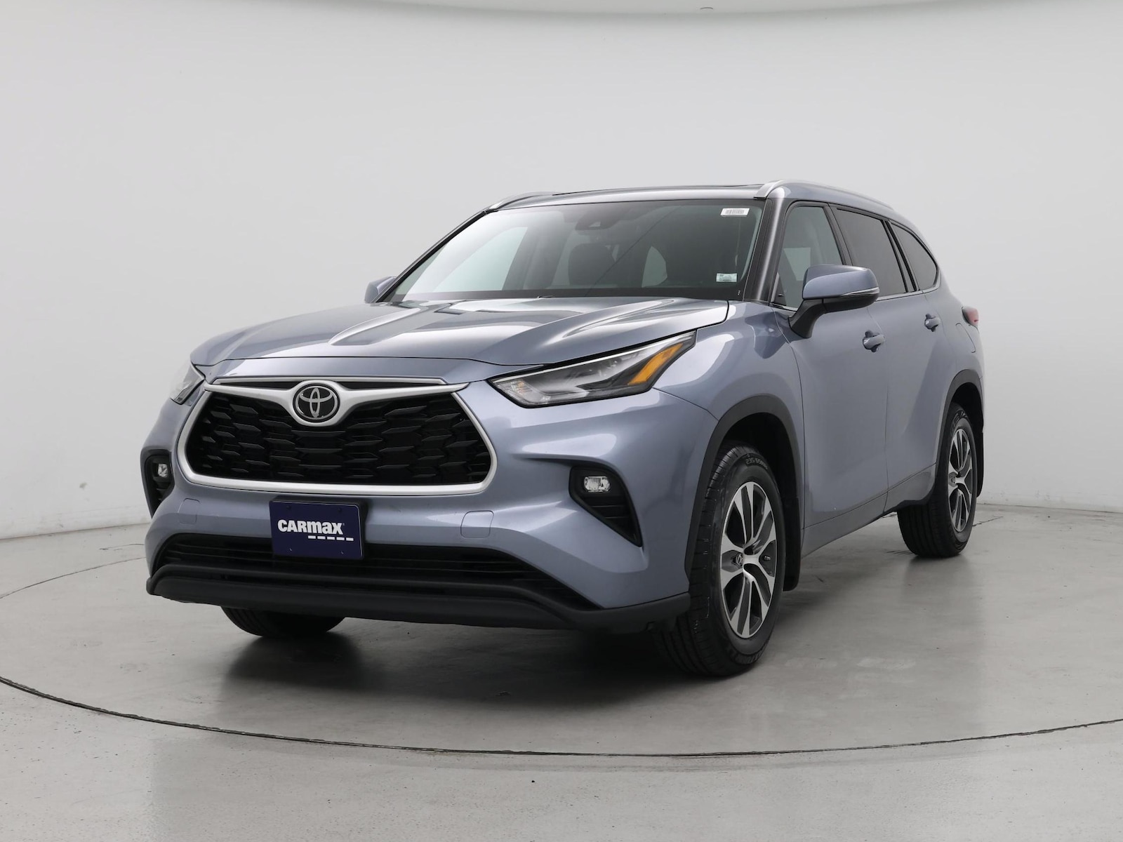 2022 Toyota Highlander XLE - Photo 5
