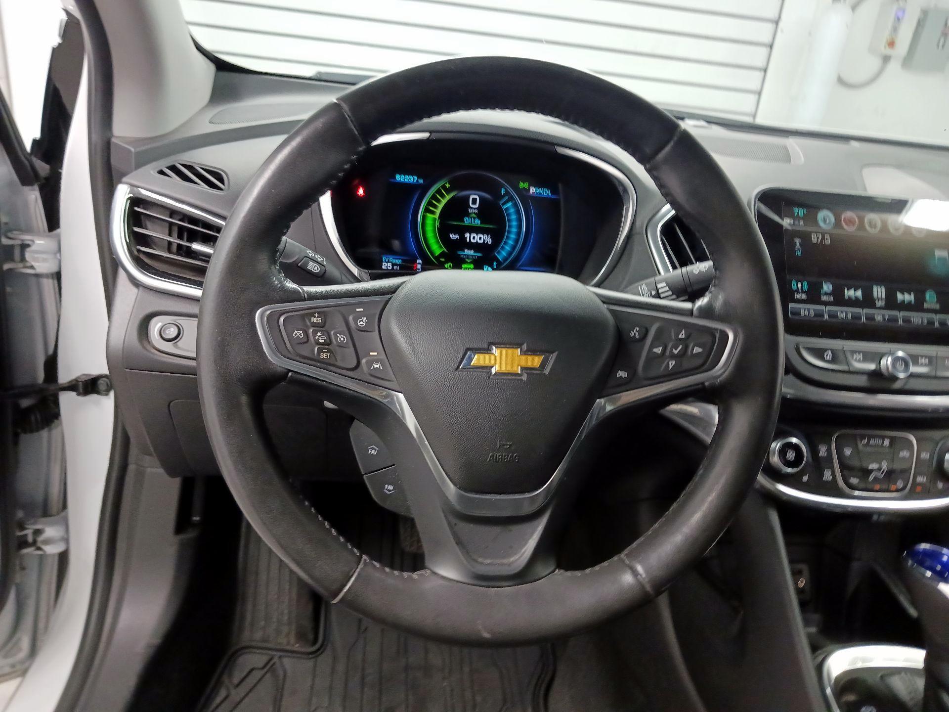 Thumbnail: 2018 Chevrolet Volt - 10