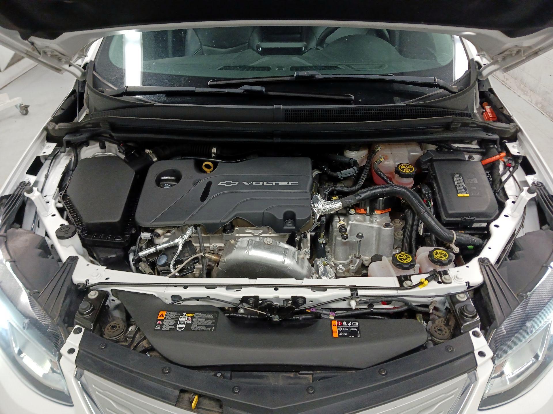Thumbnail: 2018 Chevrolet Volt - 17