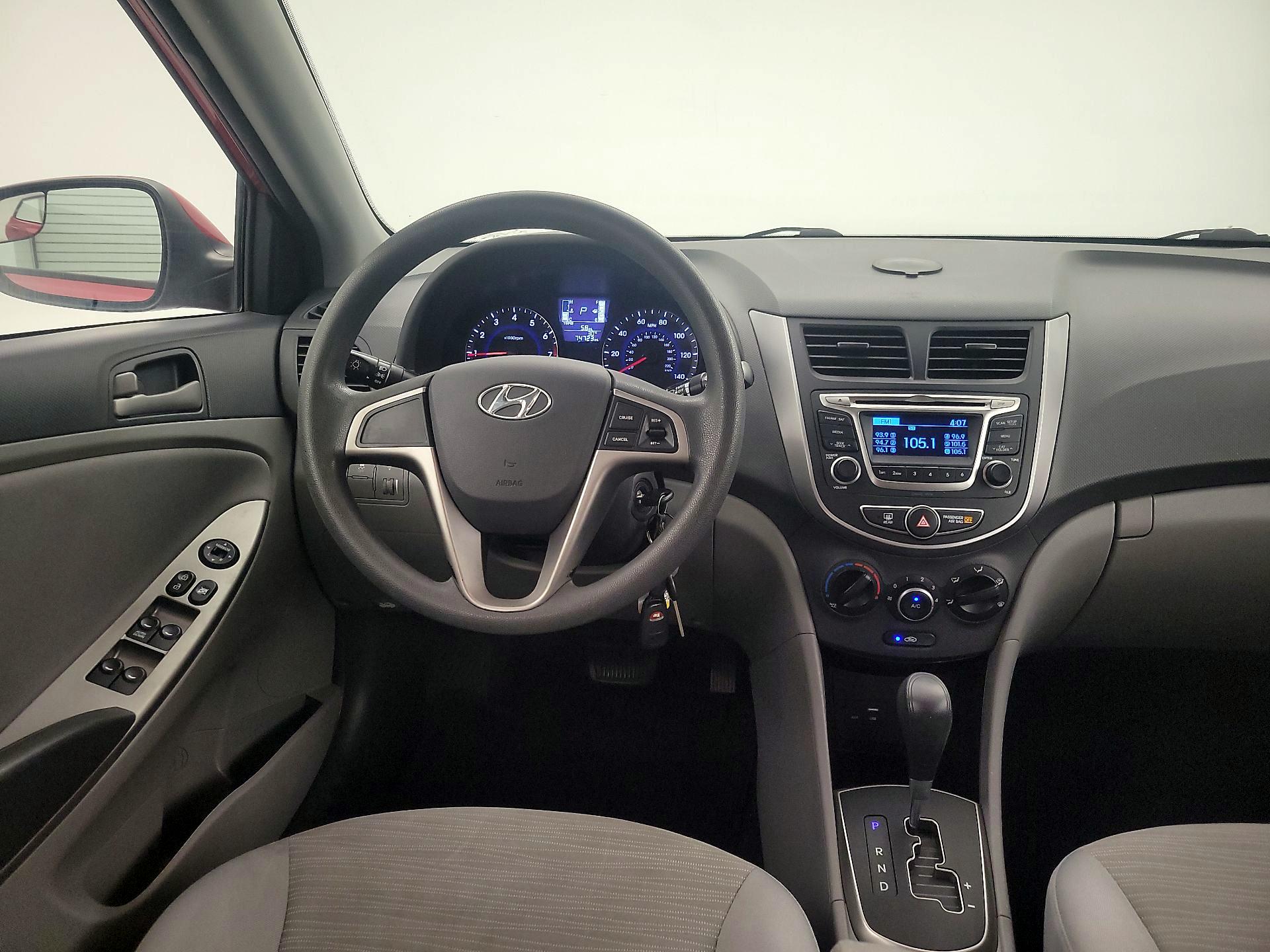 Thumbnail: 2016 Hyundai Accent - 10