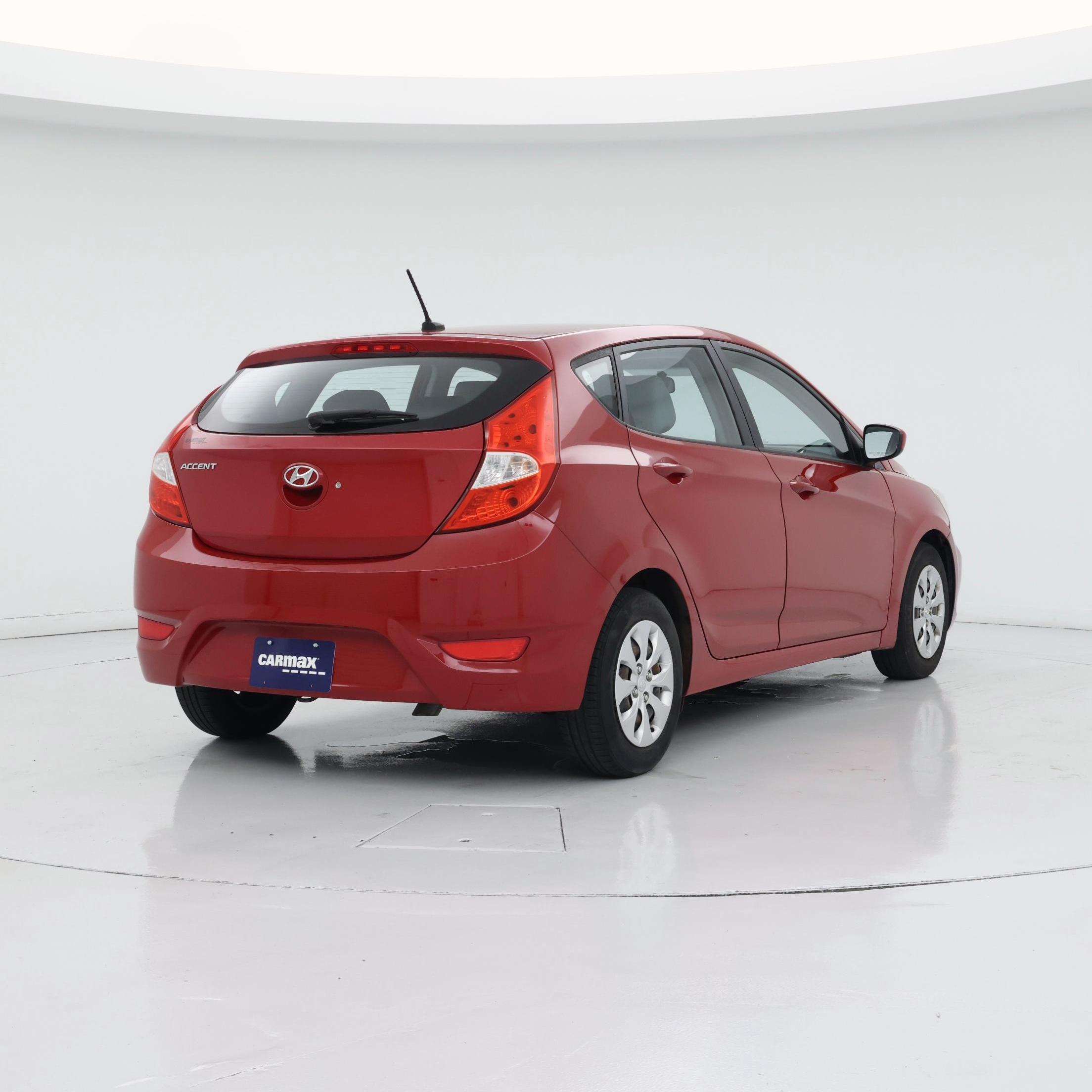 Thumbnail: 2016 Hyundai Accent - 8